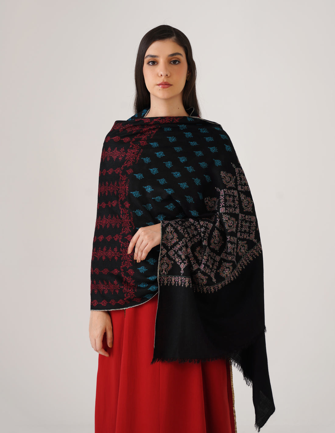 Kashmiri Handwoven Pashmina Sozni Stole Modern Design – Black | Handwoven Heritage - Kashmir Box