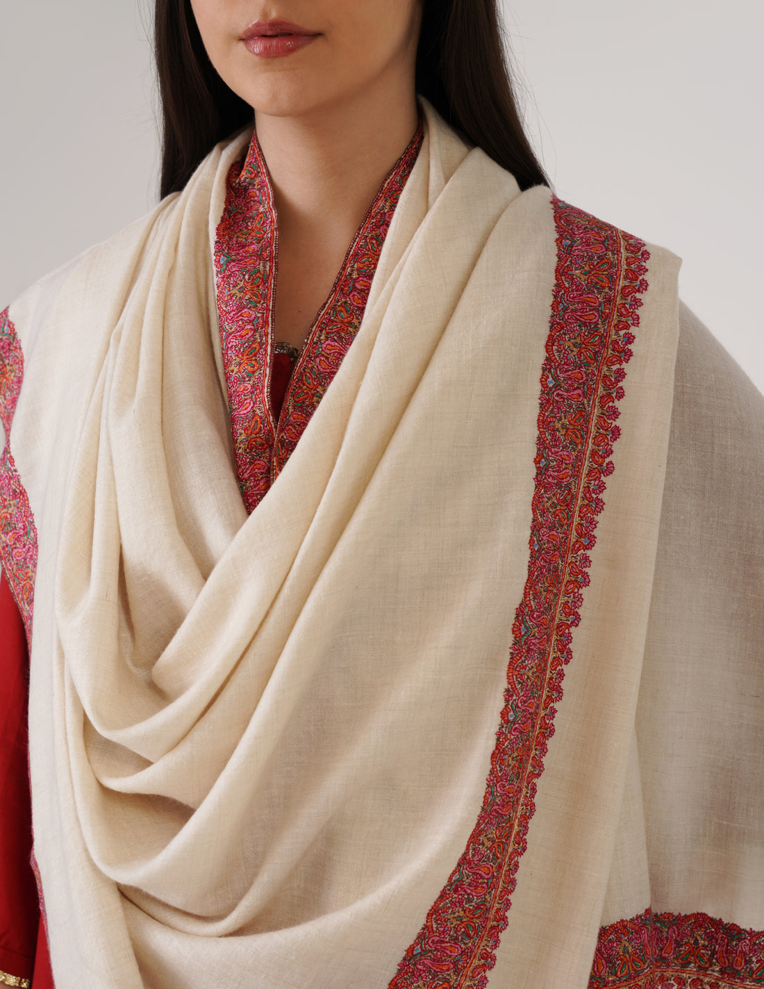 Kashmiri Handwoven Pashmina Sozni Stole Neemdore – Off White | Handwoven Heritage - Kashmir Box
