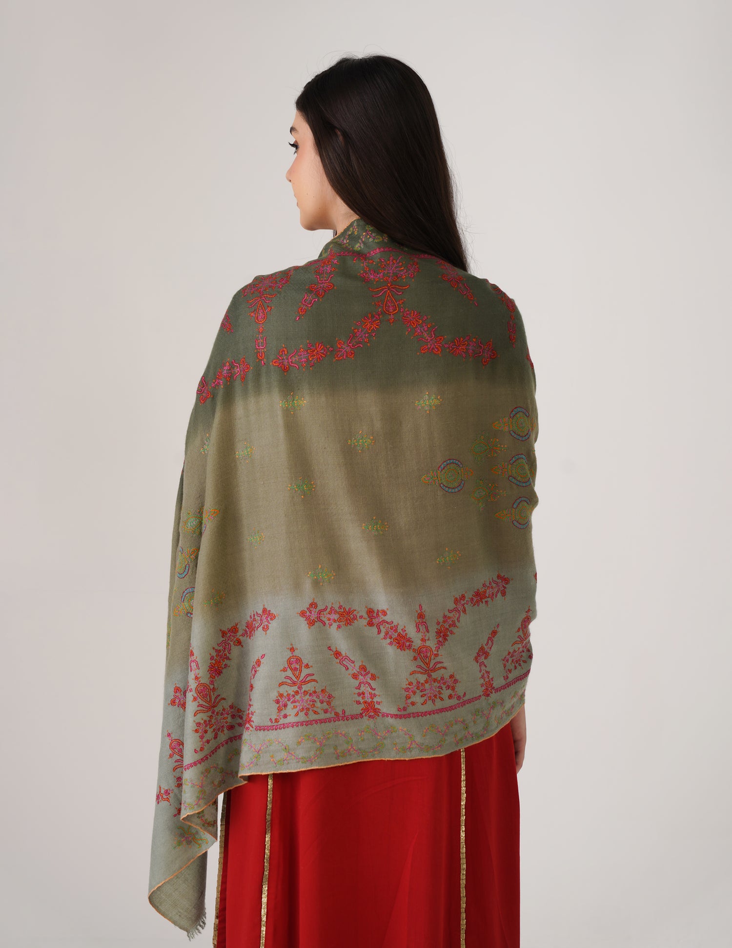 Kashmiri Handwoven Pashmina Sozni Stole Modern Design – Ombre Green | Handwoven Heritage - Kashmir Box