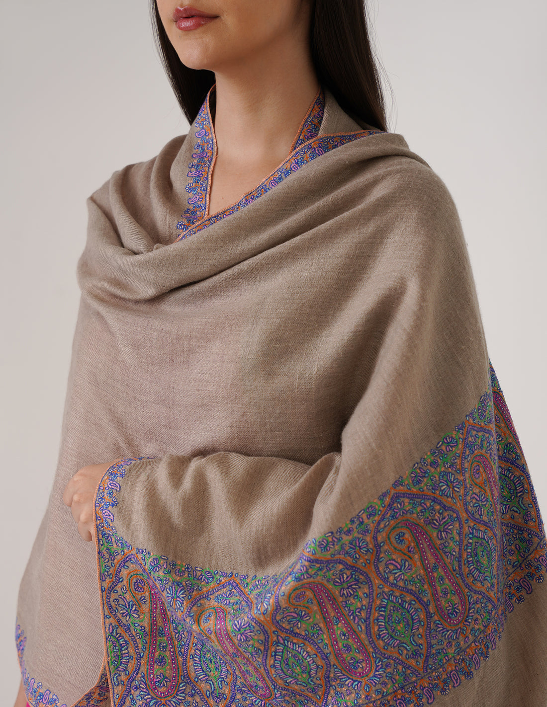 Kashmiri Handwoven Pashmina Sozni Palladar Stole – Natural | Luxury Heritage - Kashmir Box