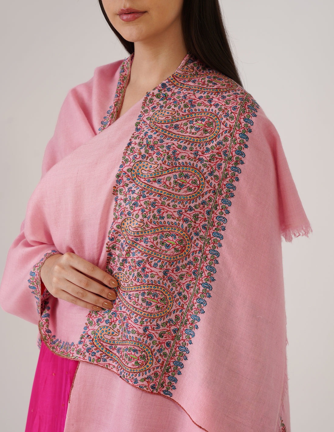 Kashmiri Handwoven Pashmina Sozni Palladar Stole – Pink Blush | Luxury Heritage - Kashmir Box