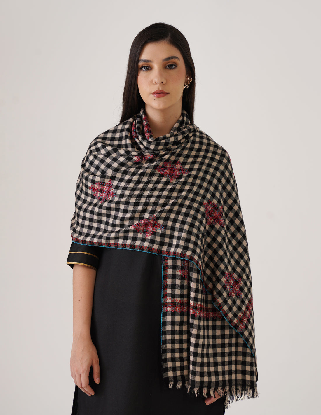 Kashmiri Handwoven Pashmina Sozni Stole Modern Check Bootidar – Black &amp; White | Handwoven Heritage - Kashmir Box