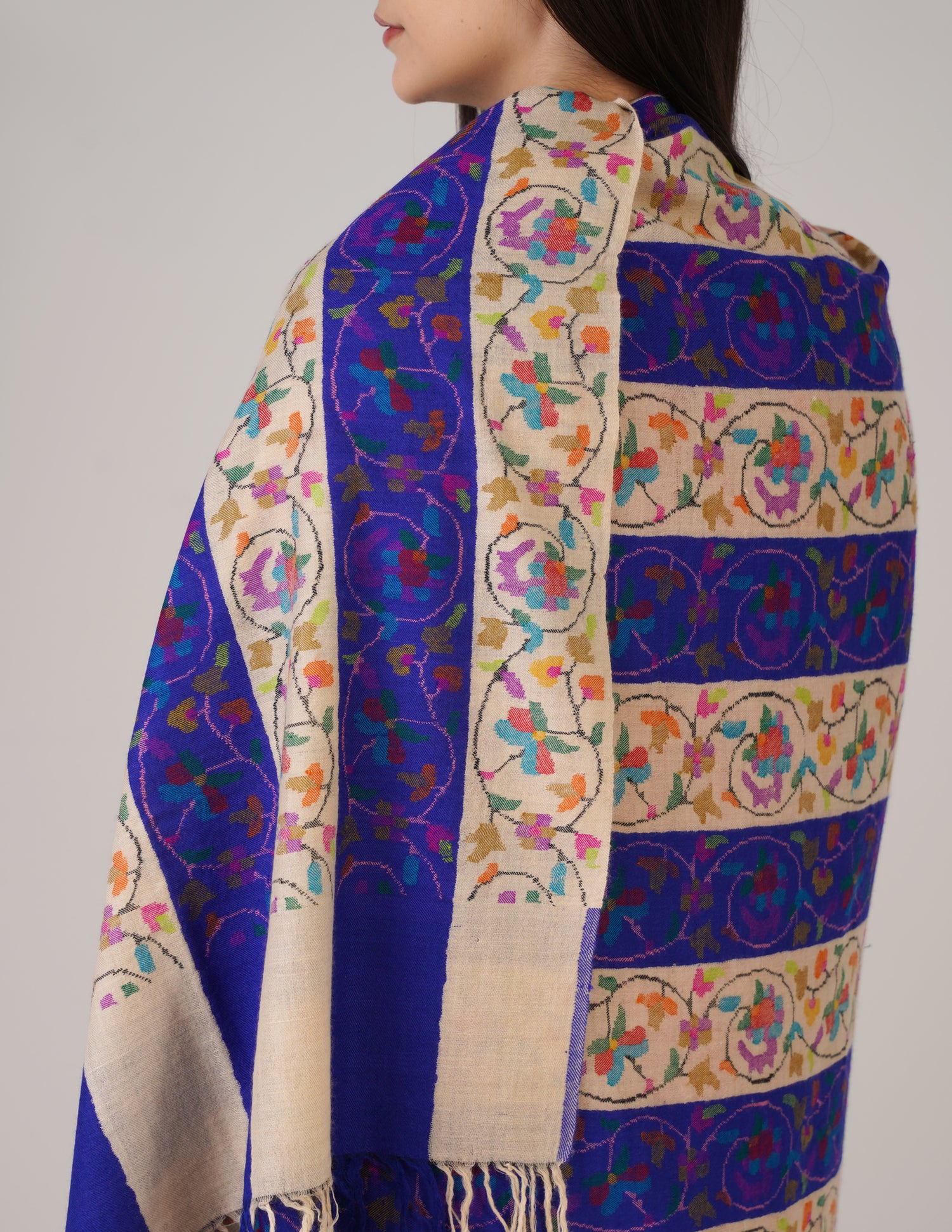 Kashmiri Handwoven Kani Embroidered Pashmina Shawl – Off White &amp; Blue | Kalamkari Heritage - Kashmir Box
