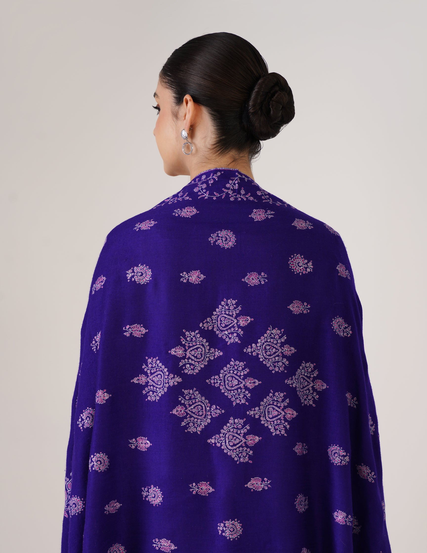Kashmiri Handwoven Pashmina Sozni Stole Modern Design – Royal Blue | Handwoven Heritage - Kashmir Box