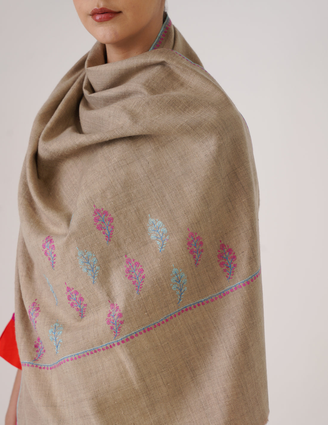 Kashmiri Handwoven Pashmina Sozni Stole Bootidaar – Natural | Handwoven Heritage - Kashmir Box