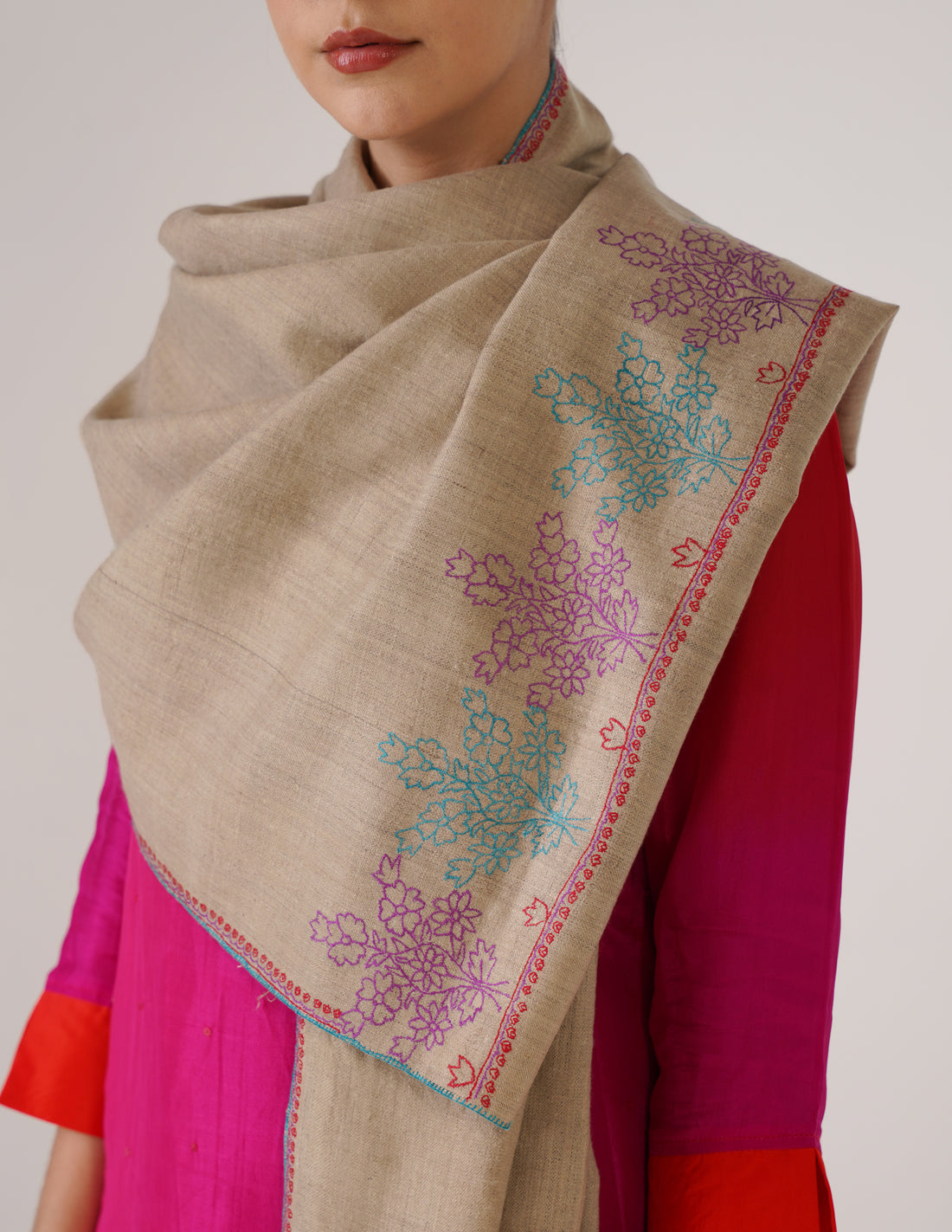 Kashmiri Handwoven Pashmina Sozni Stole Paldaar – Natural | Handwoven Heritage - Kashmir Box