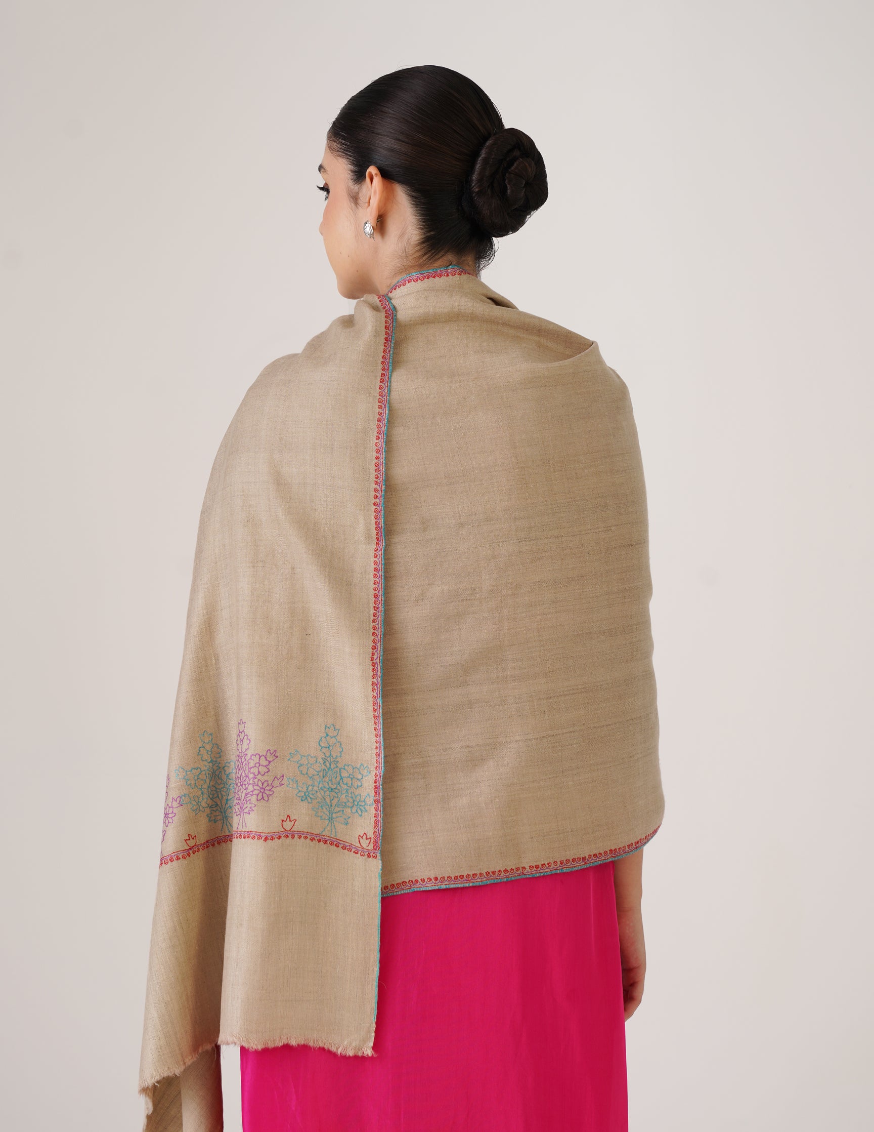 Kashmiri Handwoven Pashmina Sozni Stole Paldaar – Natural | Handwoven Heritage - Kashmir Box