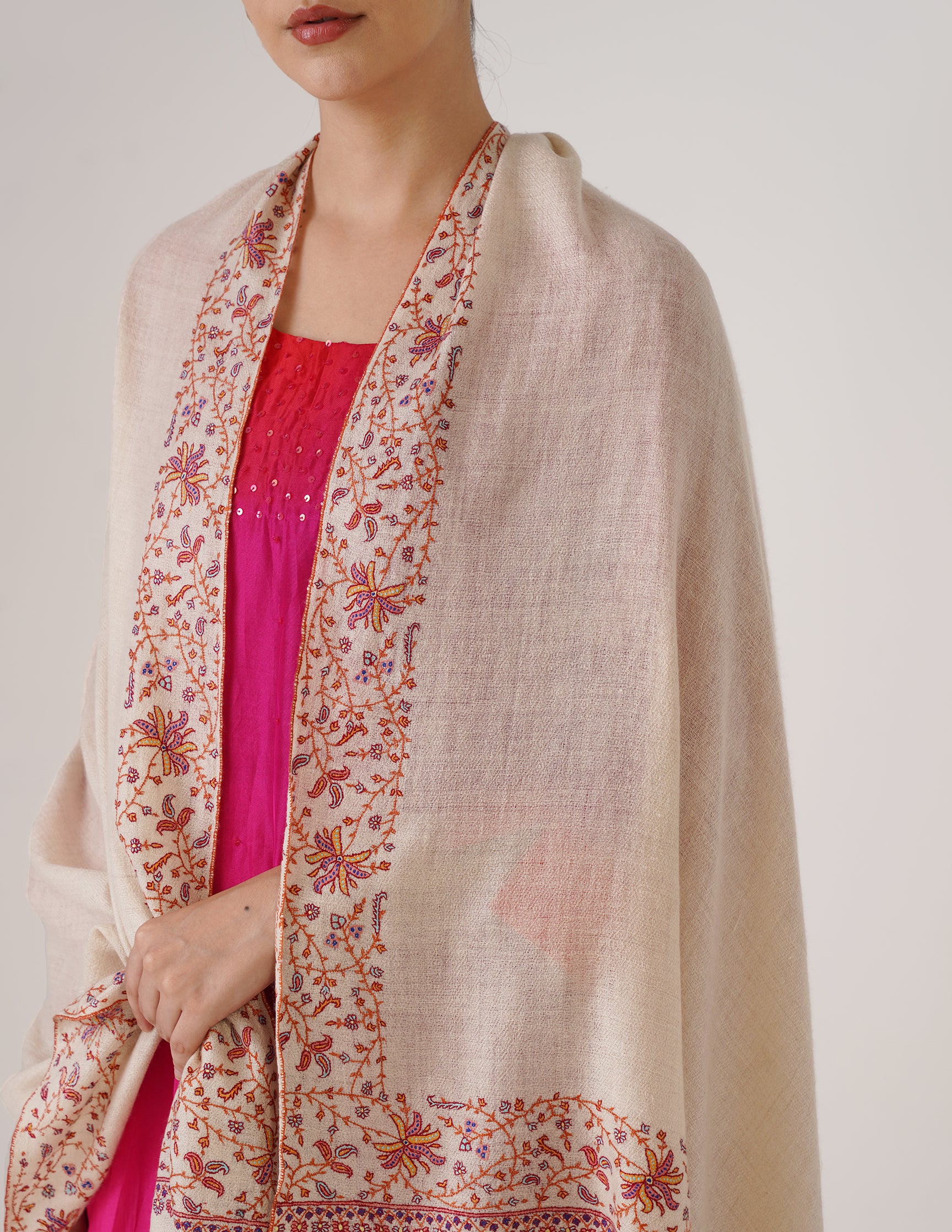 Kashmiri Handwoven Pashmina Sozni Shawl Doredaar – Off-White