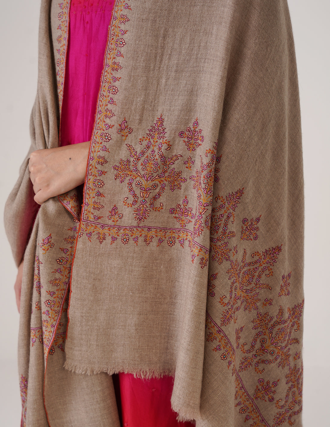 Kashmiri Handwoven Pashmina Sozni Shawl Paldaar – Natural | Handwoven Heritage - Kashmir Box