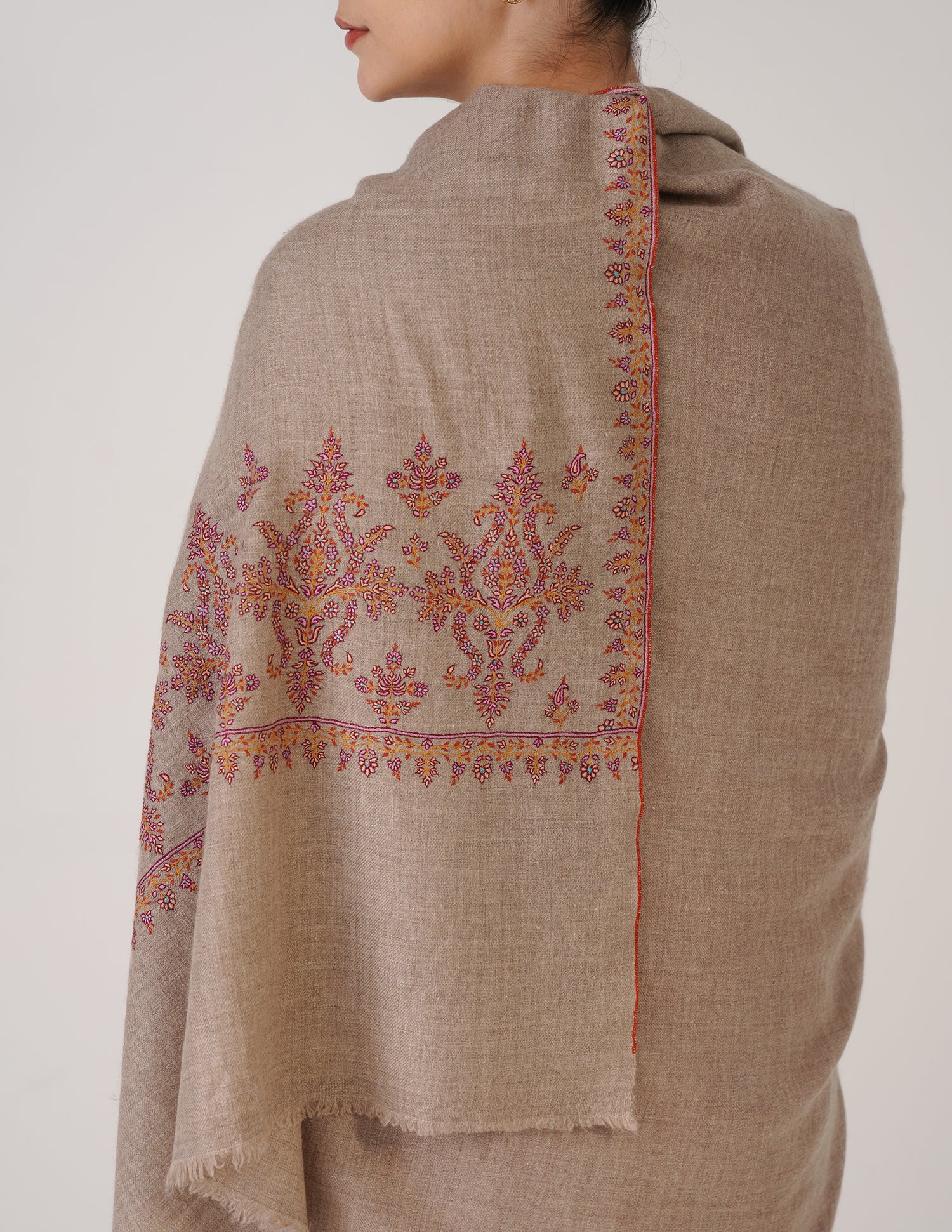 Kashmiri Handwoven Pashmina Sozni Shawl Paldaar – Natural | Handwoven Heritage - Kashmir Box