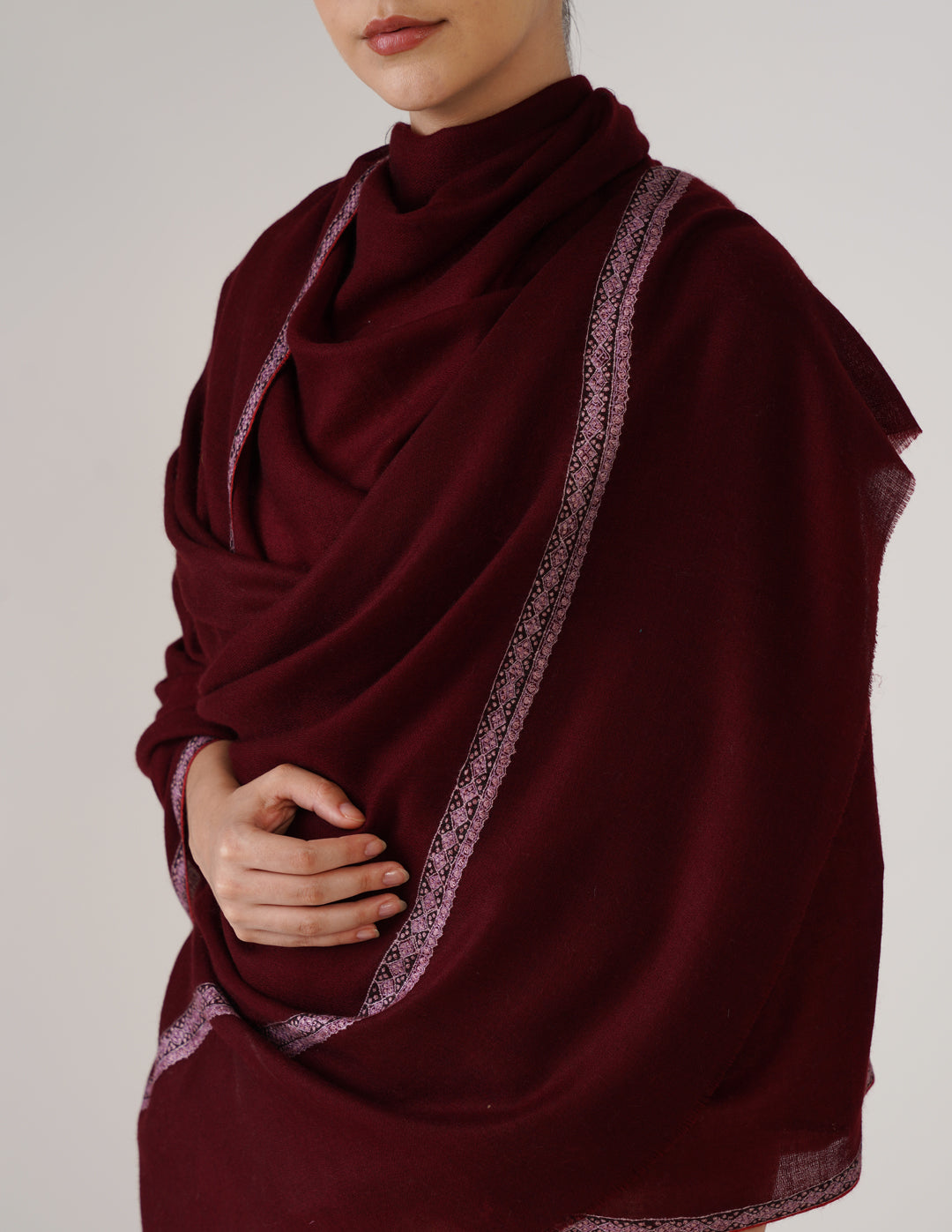 Kashmiri Handwoven Pashmina Sozni Shawl Hashidaar – Wine Red | Multicolour Heritage - Kashmir Box