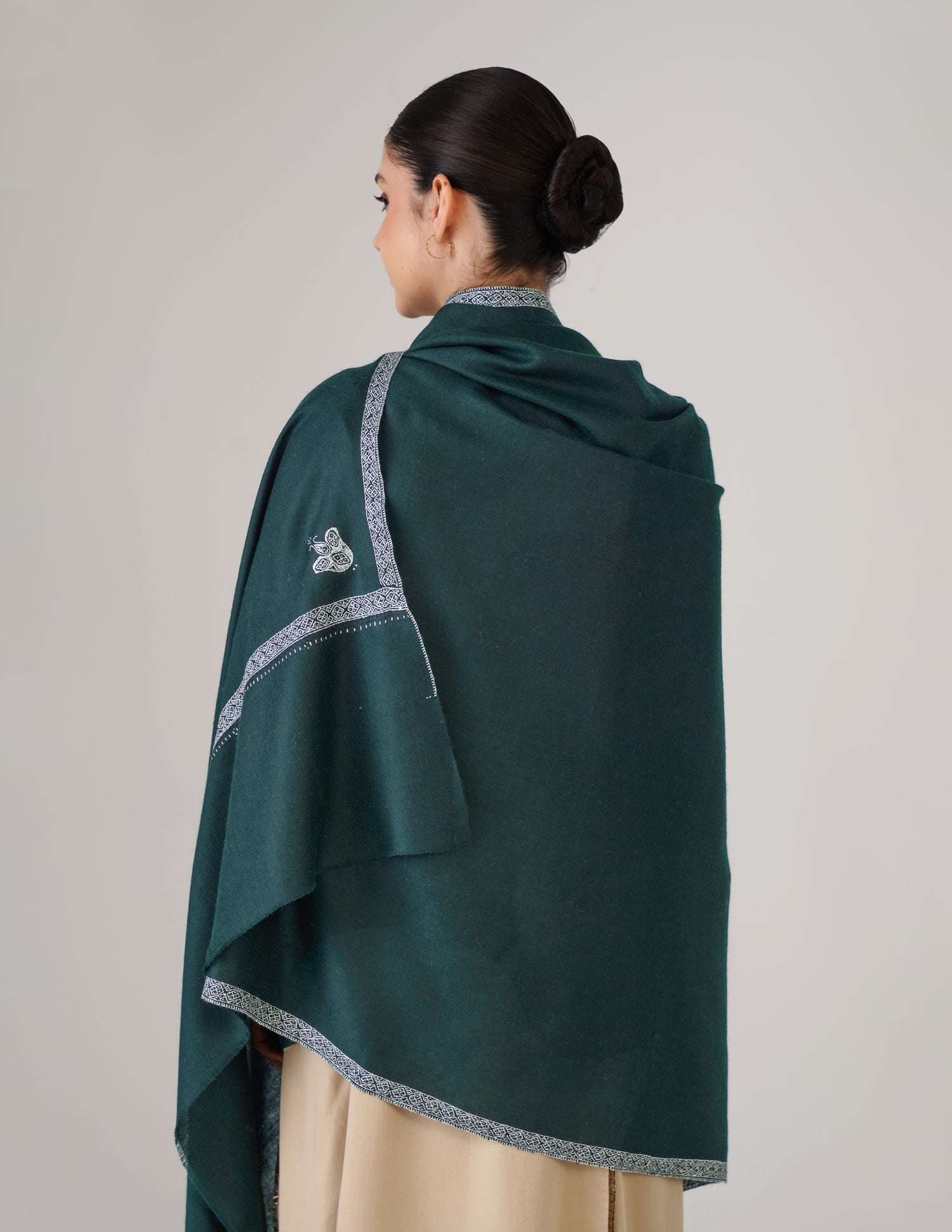 Kashmiri Handwoven Pashmina Sozni Shawl Hashidaar – Bottle Green | Light Green &amp; Black Heritage - Kashmir Box
