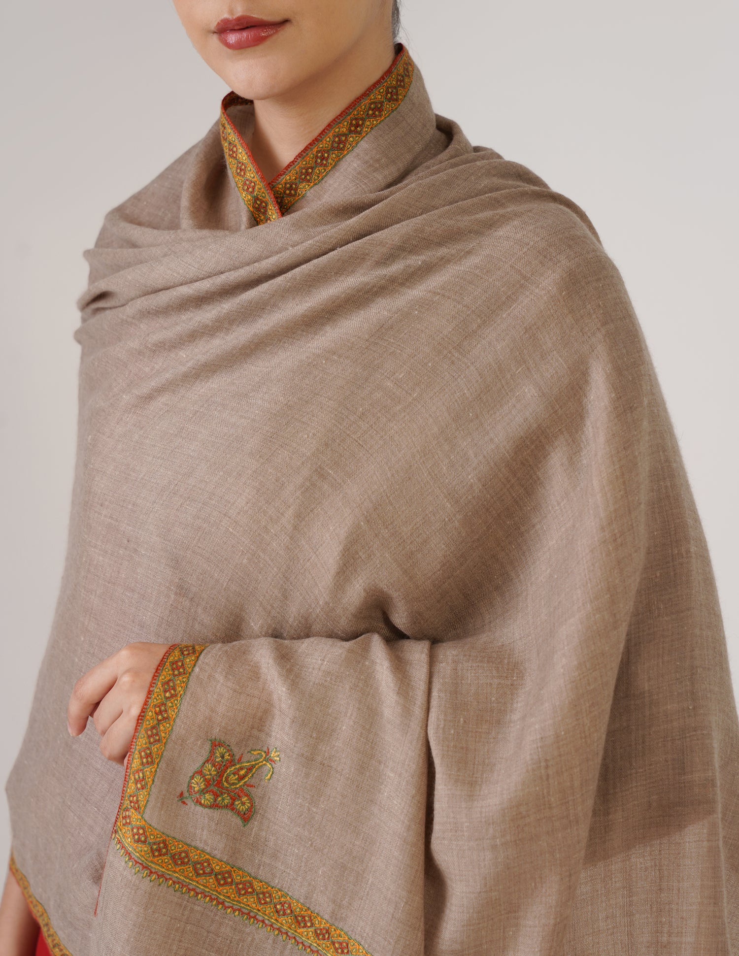 Kashmiri Handwoven Pashmina Sozni Stole Hashidaar – Natural | Multicolour Heritage - Kashmir Box