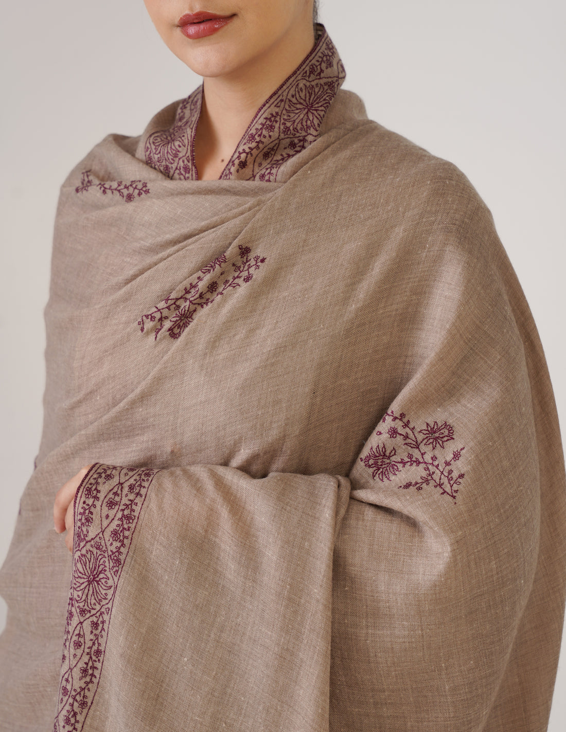 Kashmiri Handwoven Pashmina Sozni Shawl Bootidar – Natural | Wine Heritage - Kashmir Box