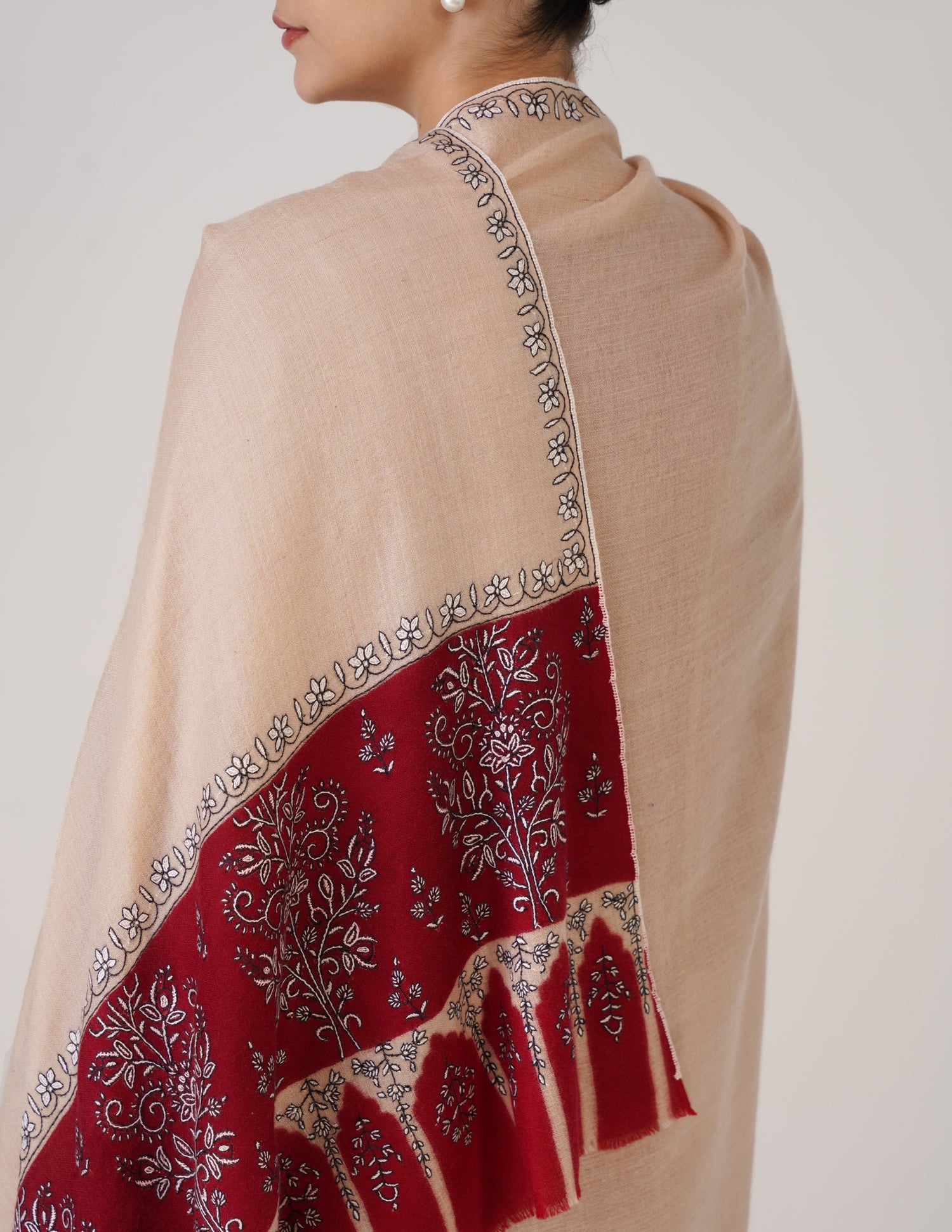 Kashmiri Handwoven Pashmina Sozni Shawl Modern Design – Almond | White &amp; Black Heritage - Kashmir Box