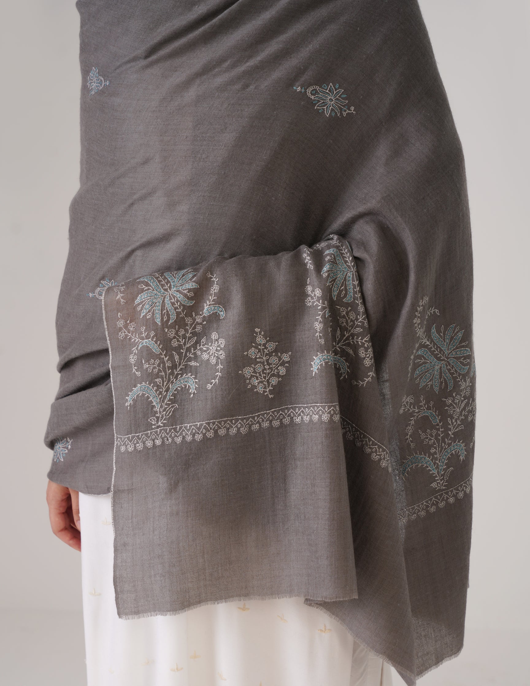 Kashmiri Handwoven Pashmina Sozni Shawl Bootidar – Grey | Blue &amp; Light Grey Heritage - Kashmir Box