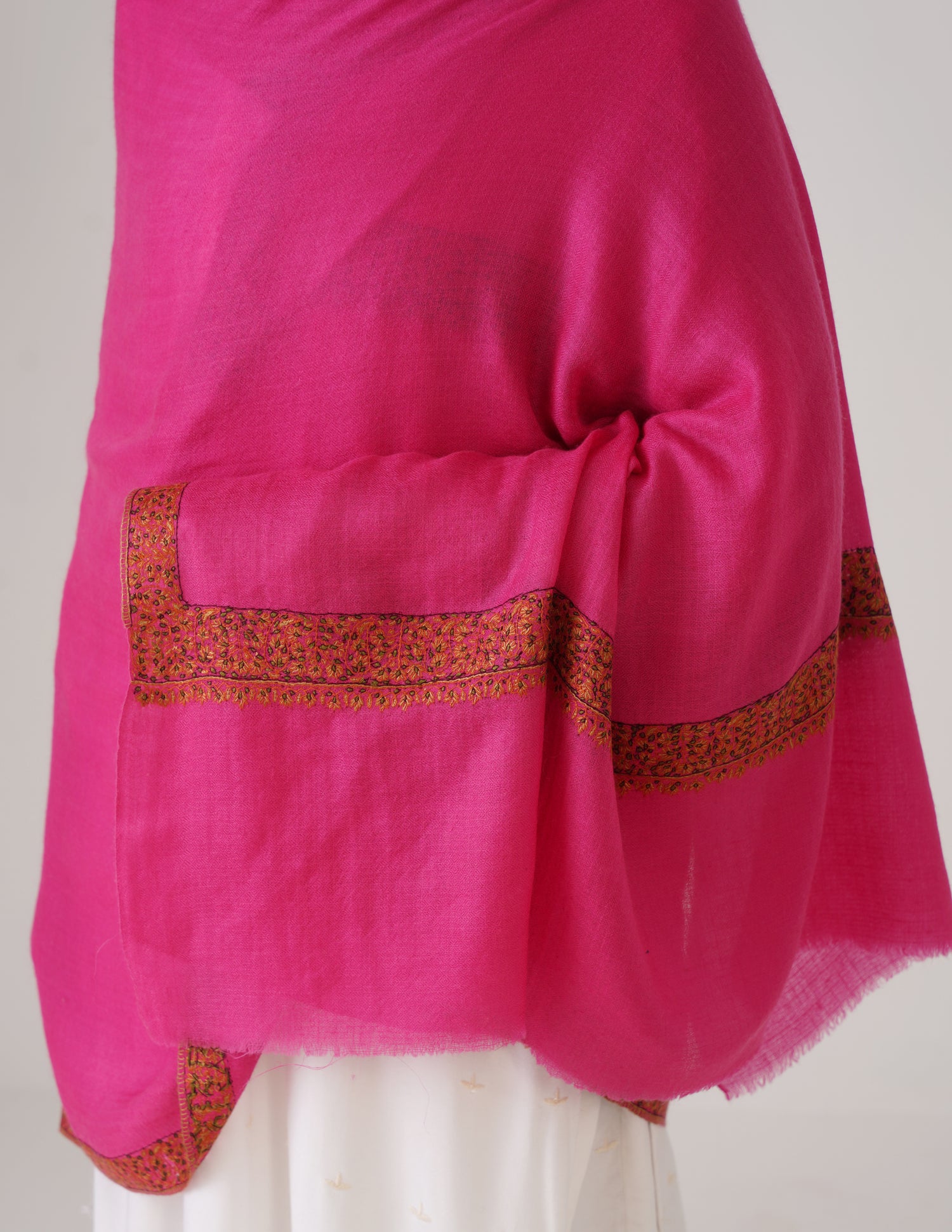 Kashmiri Handwoven Pashmina Sozni Shawl Doredaar – Pink | Multicolour Heritage - Kashmir Box