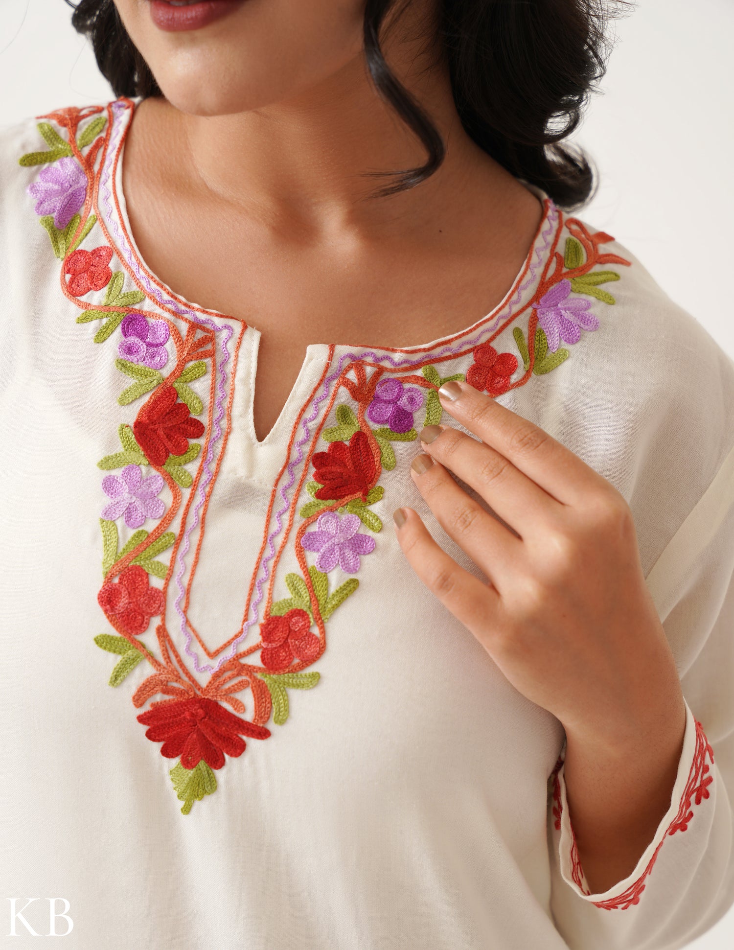 Off-White Aar Twined Floral Embroidery Cotton Kurti - Main Image