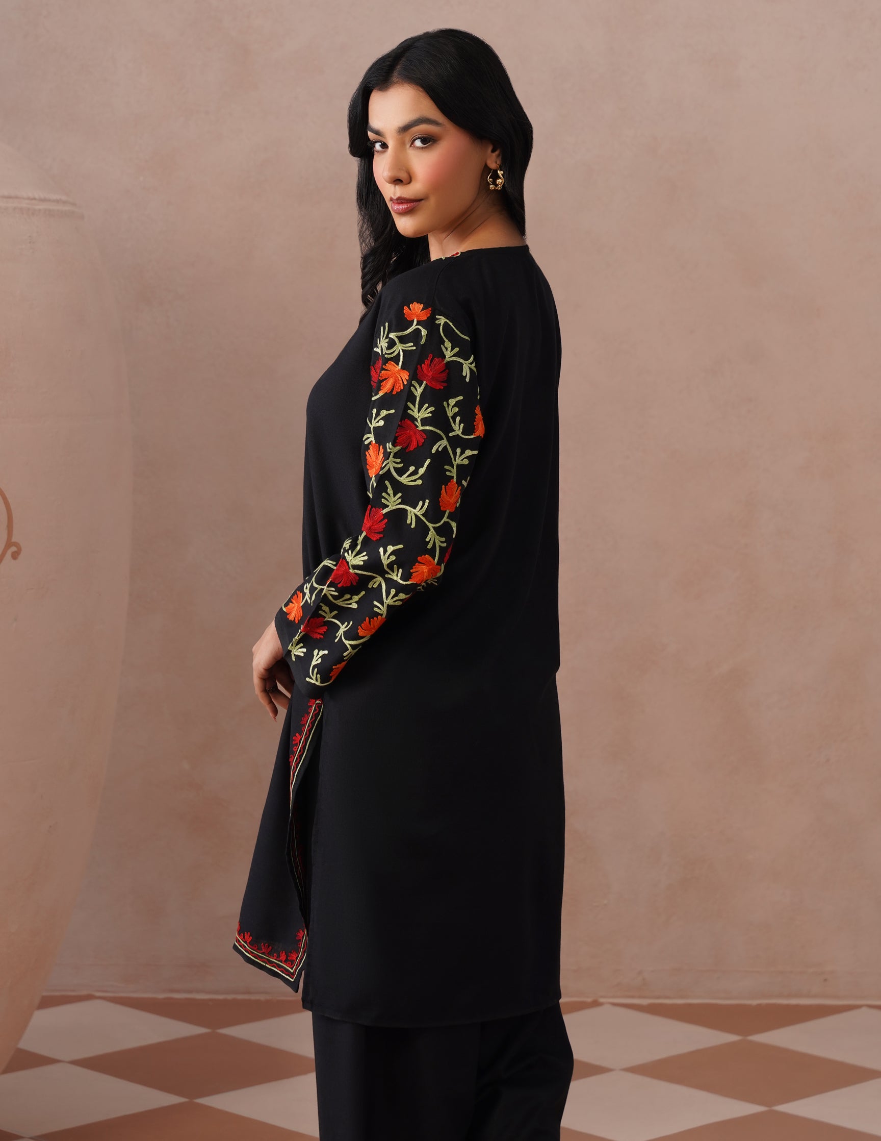 Black Cotton Coordset – Vibrant Multicolor Aari Work | Versatile Ethnic Wear - Kashmir Box