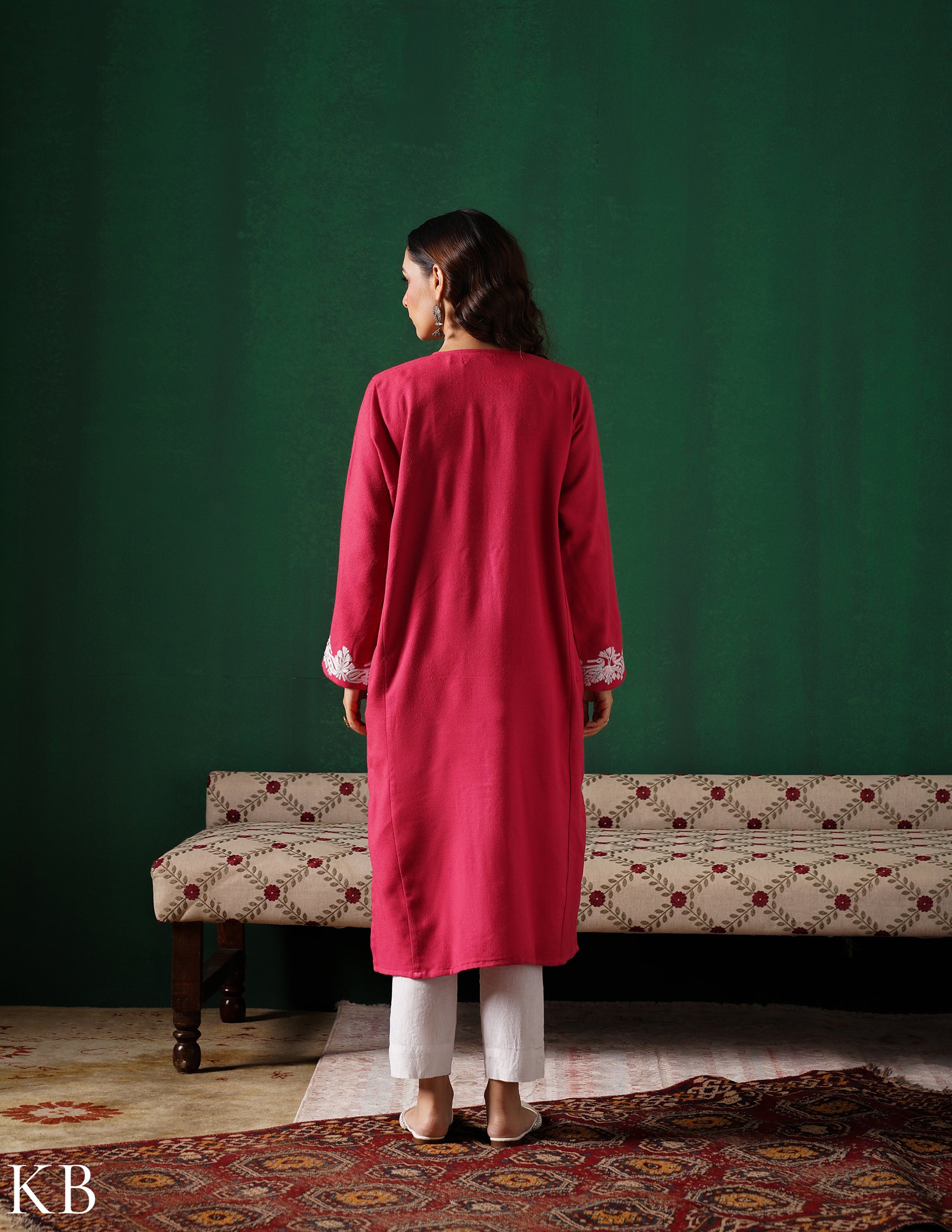 Kashmiri Light Pink Aari &amp; Zari Outlined Woollen Phiran – Dark Pink | Timeless Winter Wear - Kashmir Box