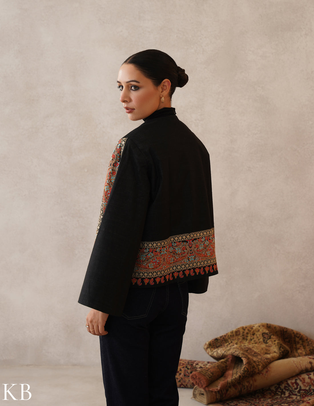 Nayaab Jet Black Kashmiri Sozni Zari Wool Cape Jacket - Kashmir Box