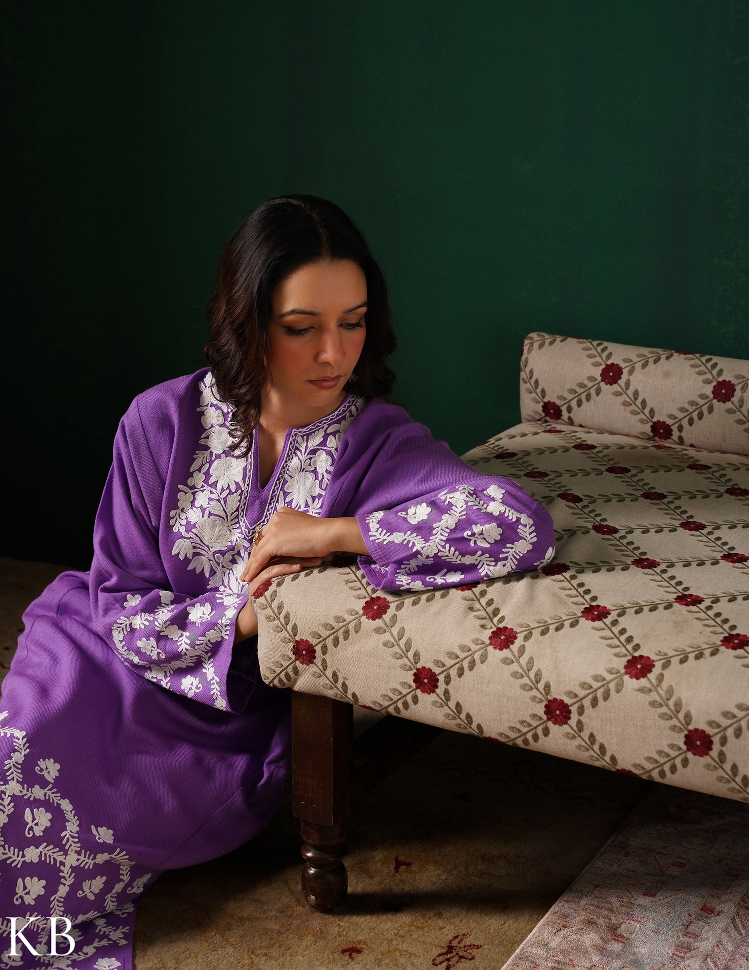 Kashmiri White Aari Embroidered Woollen Phiran – Purple | Timeless Winter Wear - Kashmir Box
