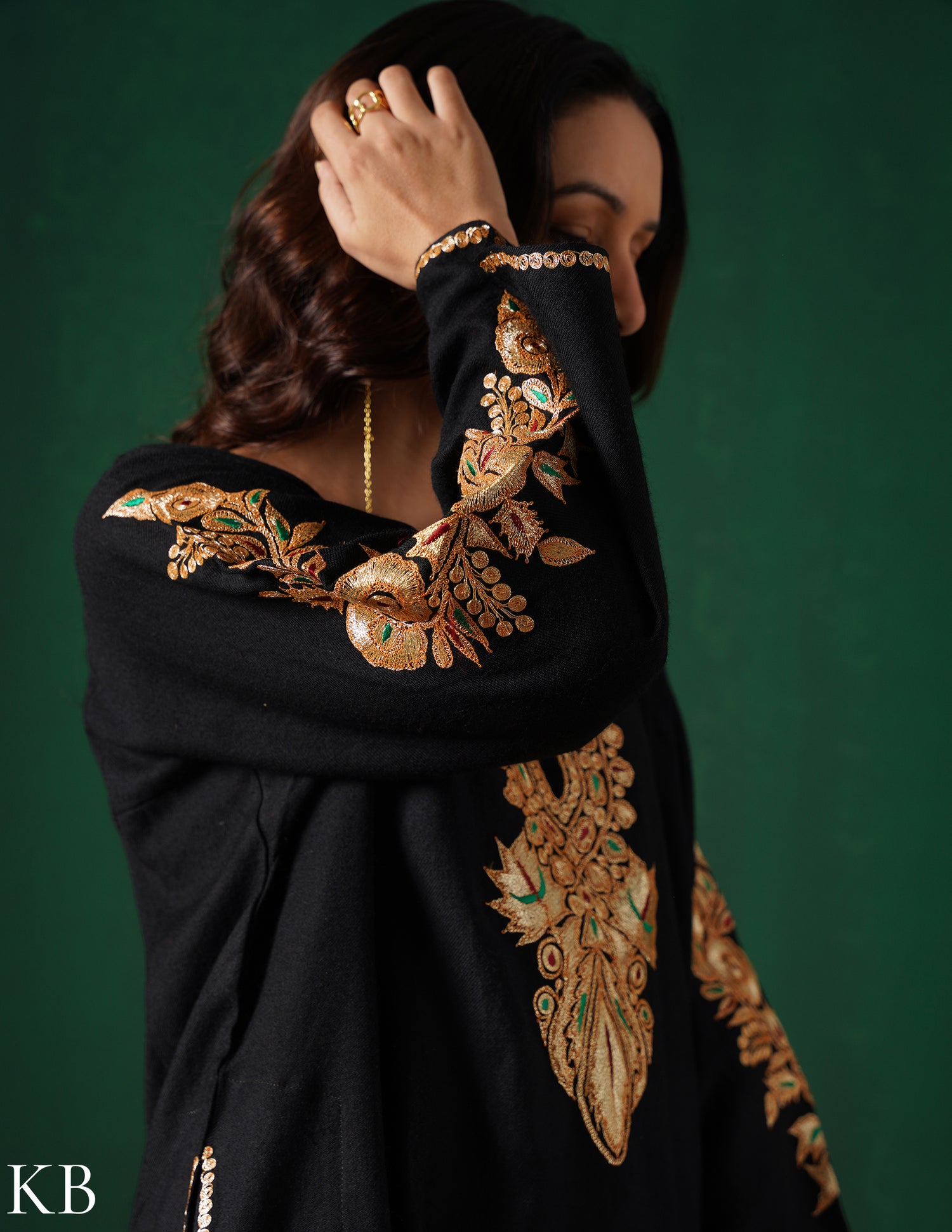 Kashmiri Golden Boti Tilla Embroidered Woollen Phiran – Black | Handcrafted Heritage - Kashmir Box