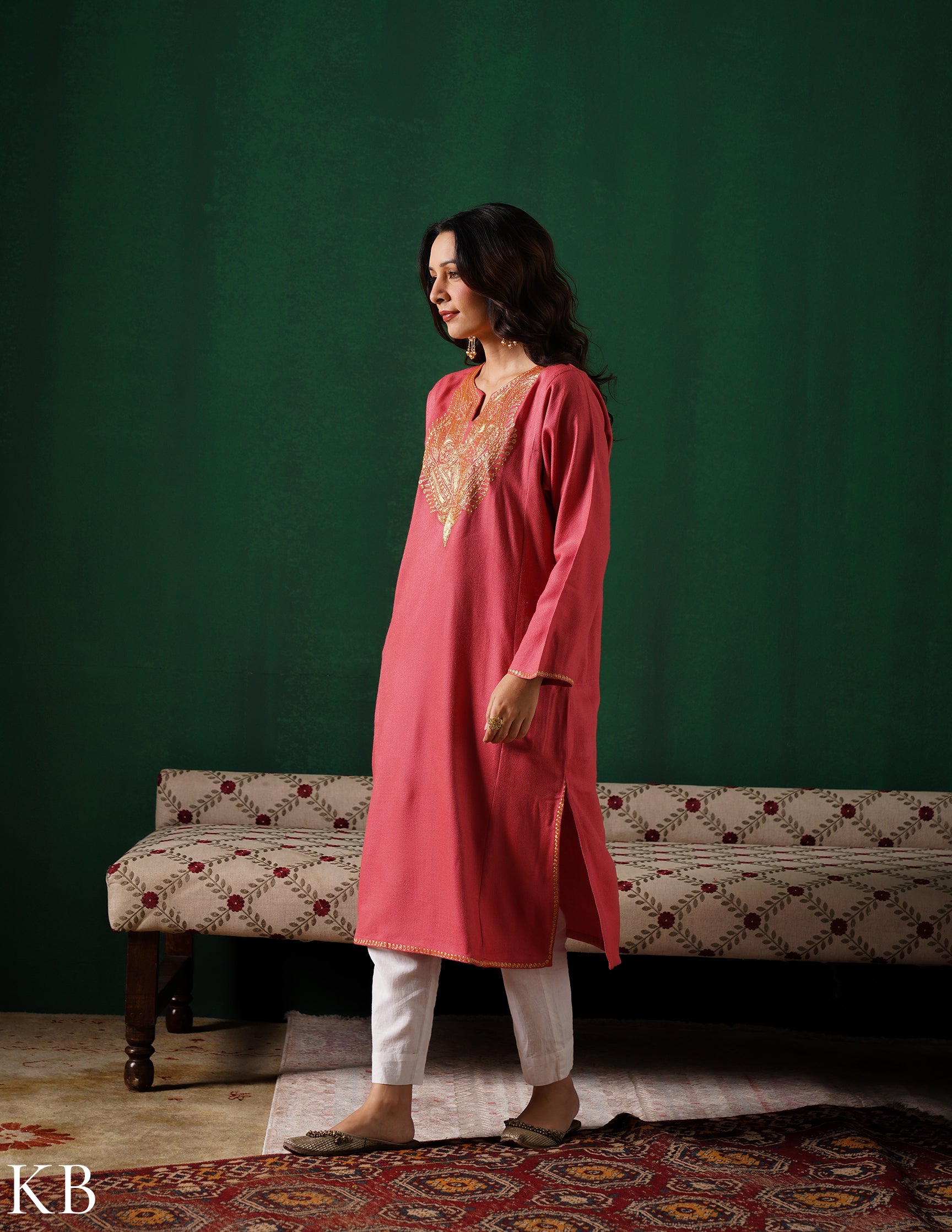 Kashmiri Golden Boti Tilla Embroidered Woollen Phiran – Pink | Handcrafted Heritage - Kashmir Box