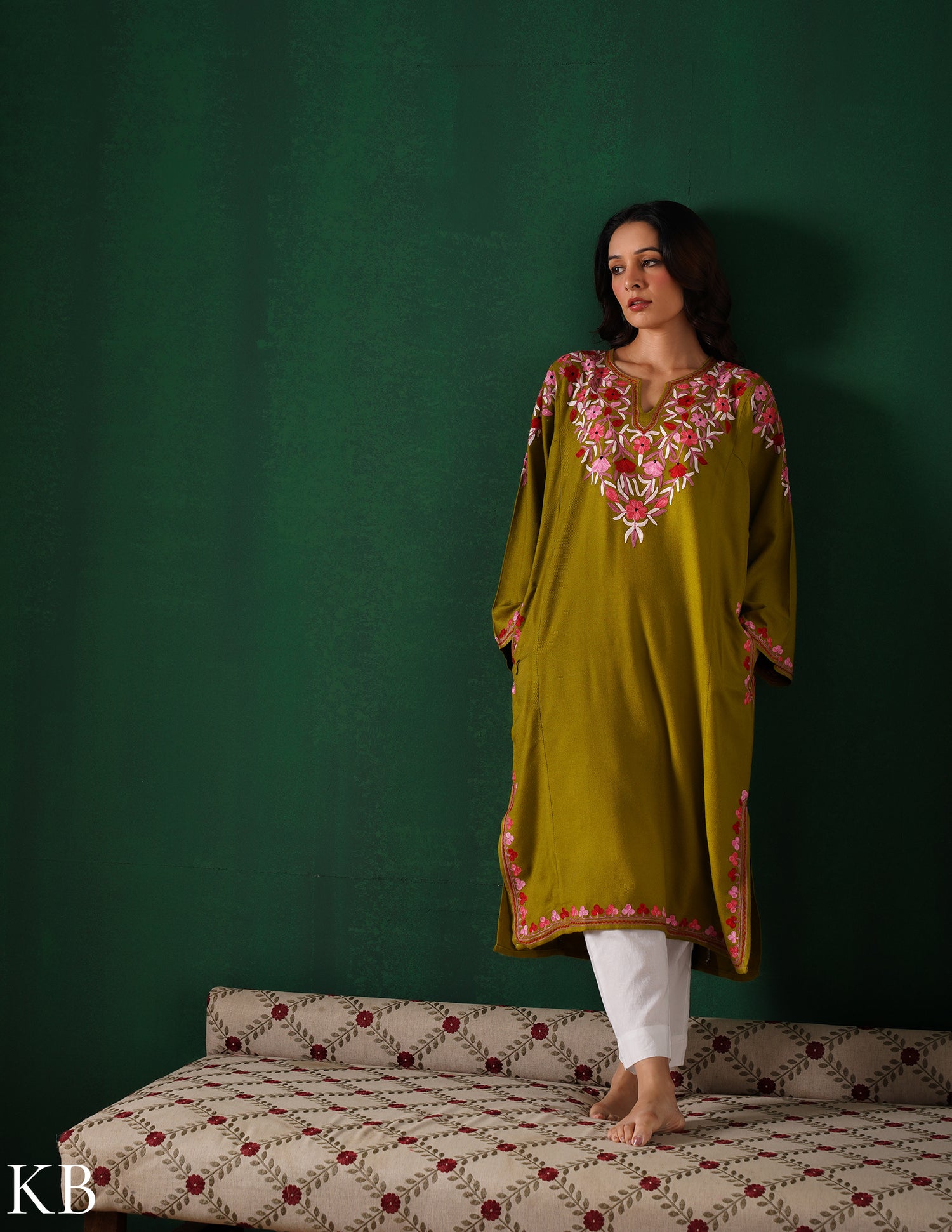 Kashmiri Multi Colour Aari Embroidered Woollen Phiran – Green | Timeless Winter Wear - Kashmir Box