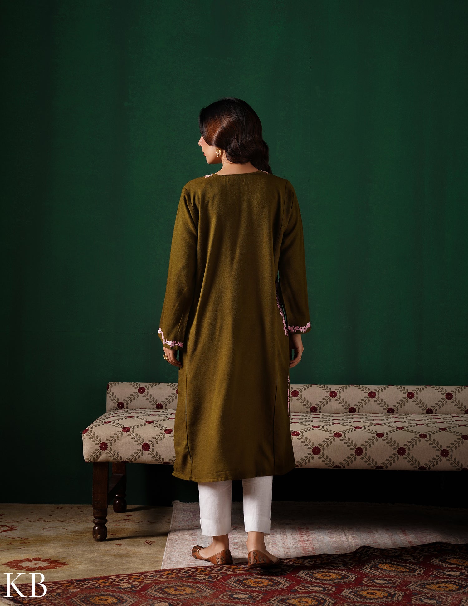 Kashmiri Light Pink Aari Embroidered Woollen Phiran – Olive Green | Timeless Winter Wear - Kashmir Box