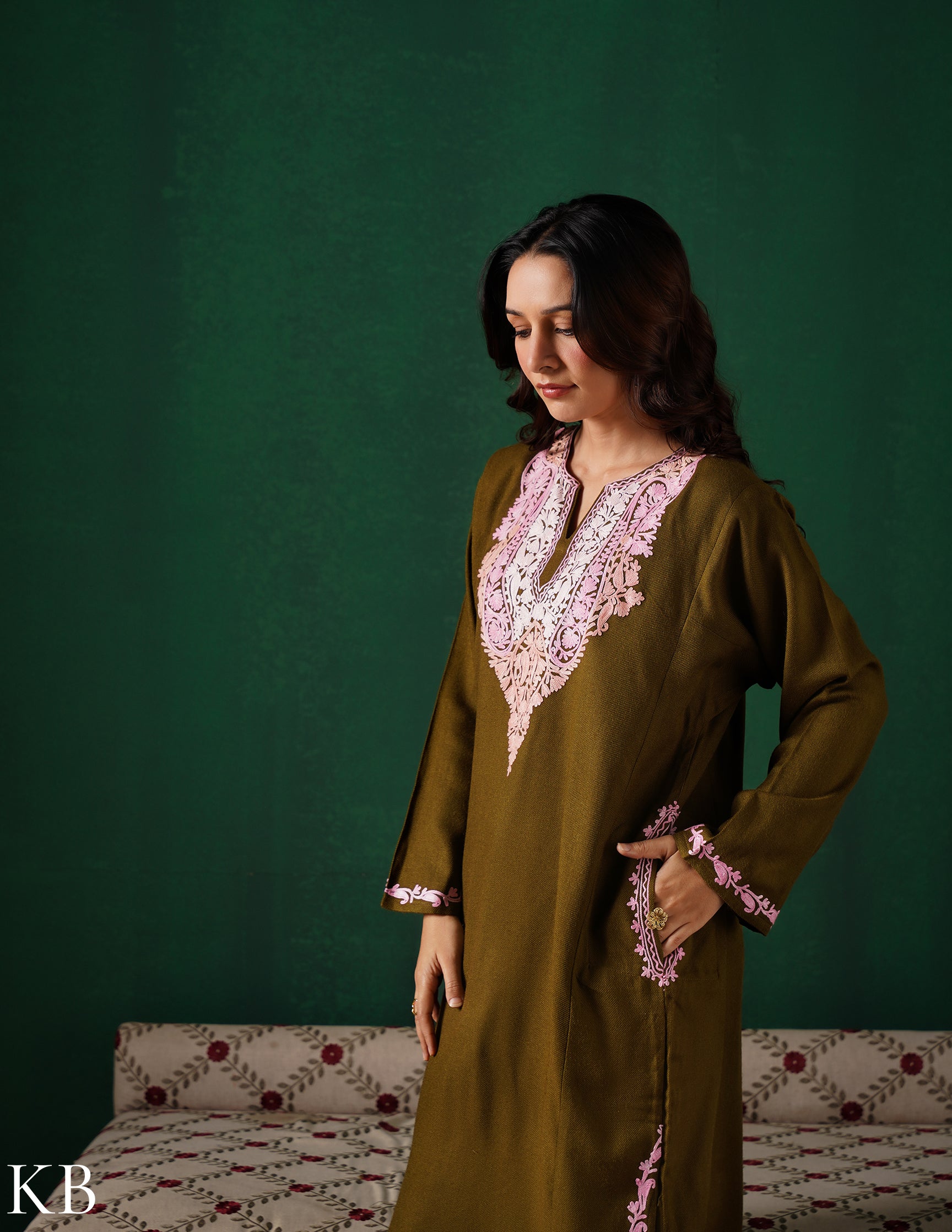 Kashmiri Light Pink Aari Embroidered Woollen Phiran – Olive Green | Timeless Winter Wear - Kashmir Box