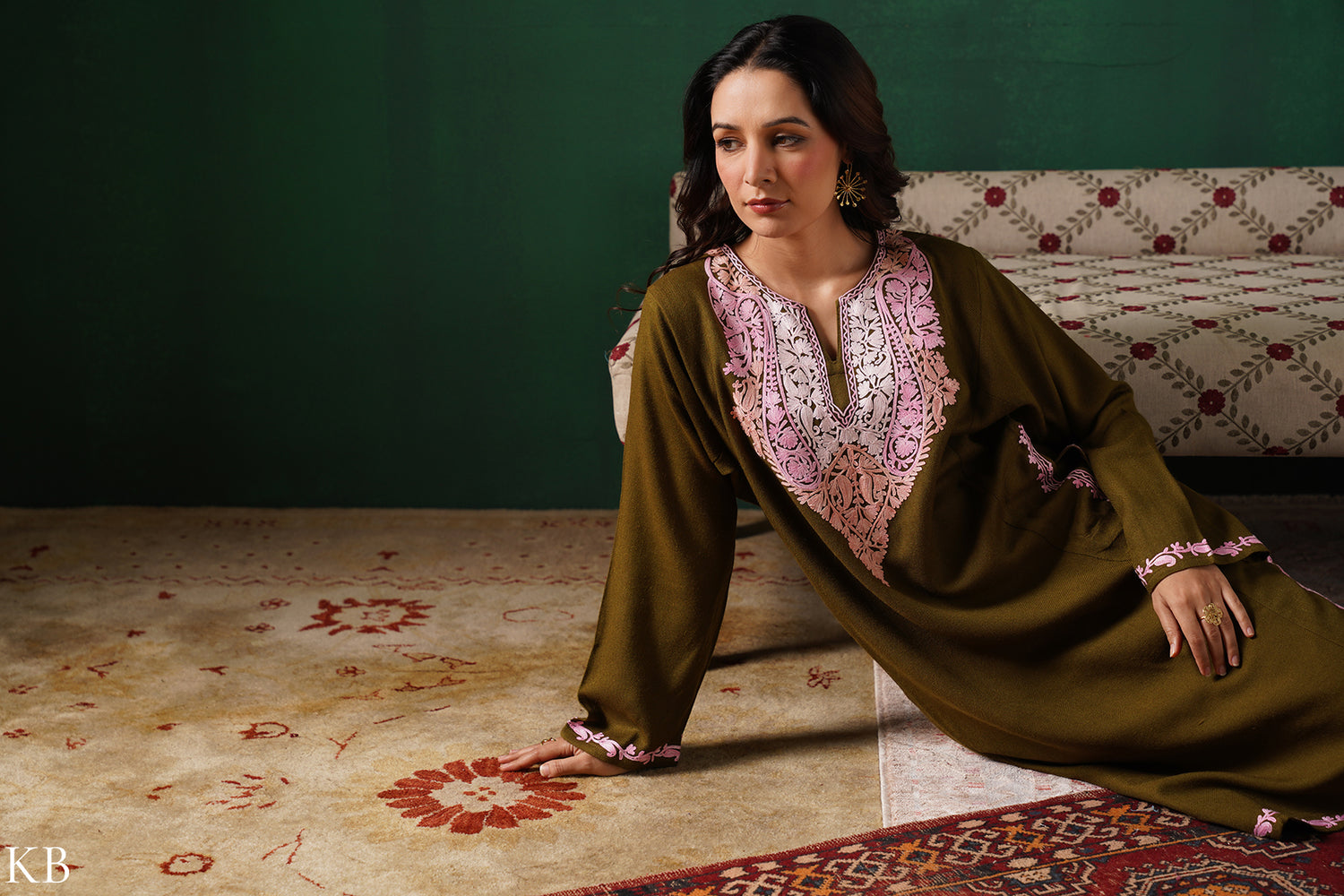 Kashmiri Light Pink Aari Embroidered Woollen Phiran – Olive Green | Timeless Winter Wear - Kashmir Box