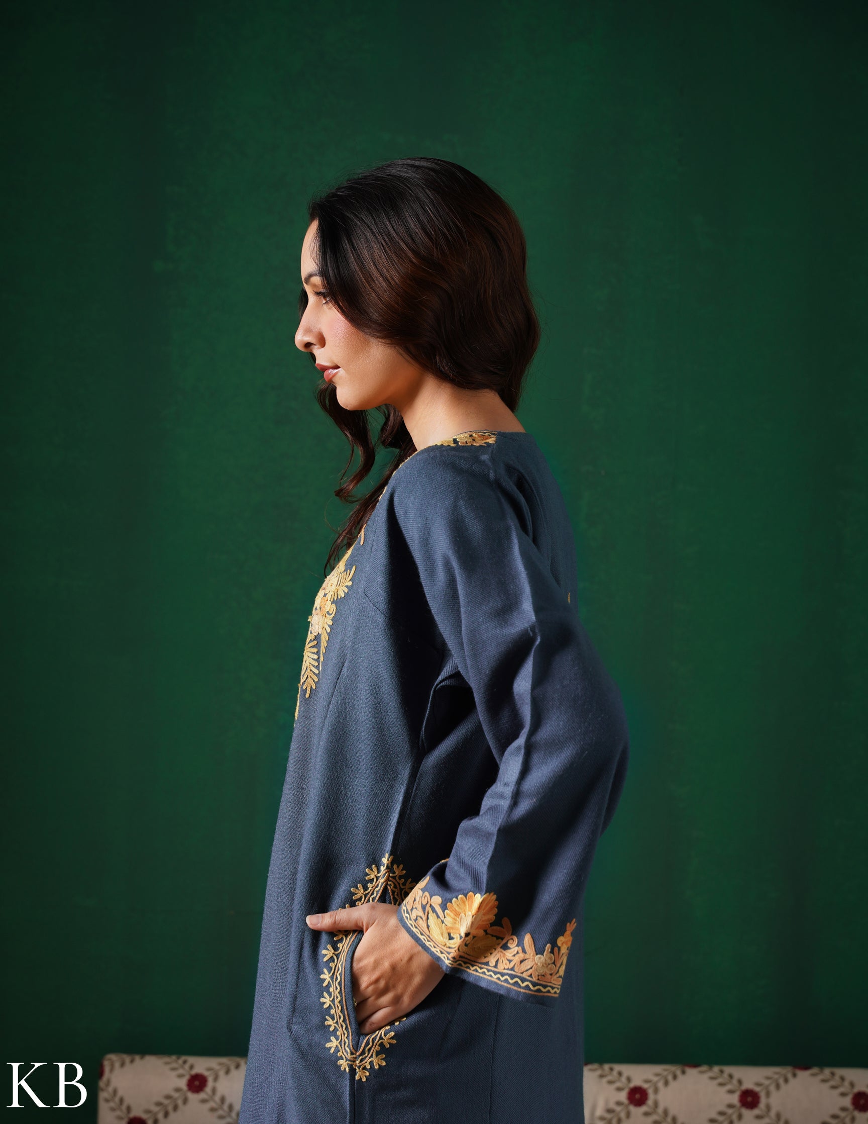 Kashmiri Beige Aari Embroidered Woollen Phiran – Grey | Timeless Winter Wear - Kashmir Box