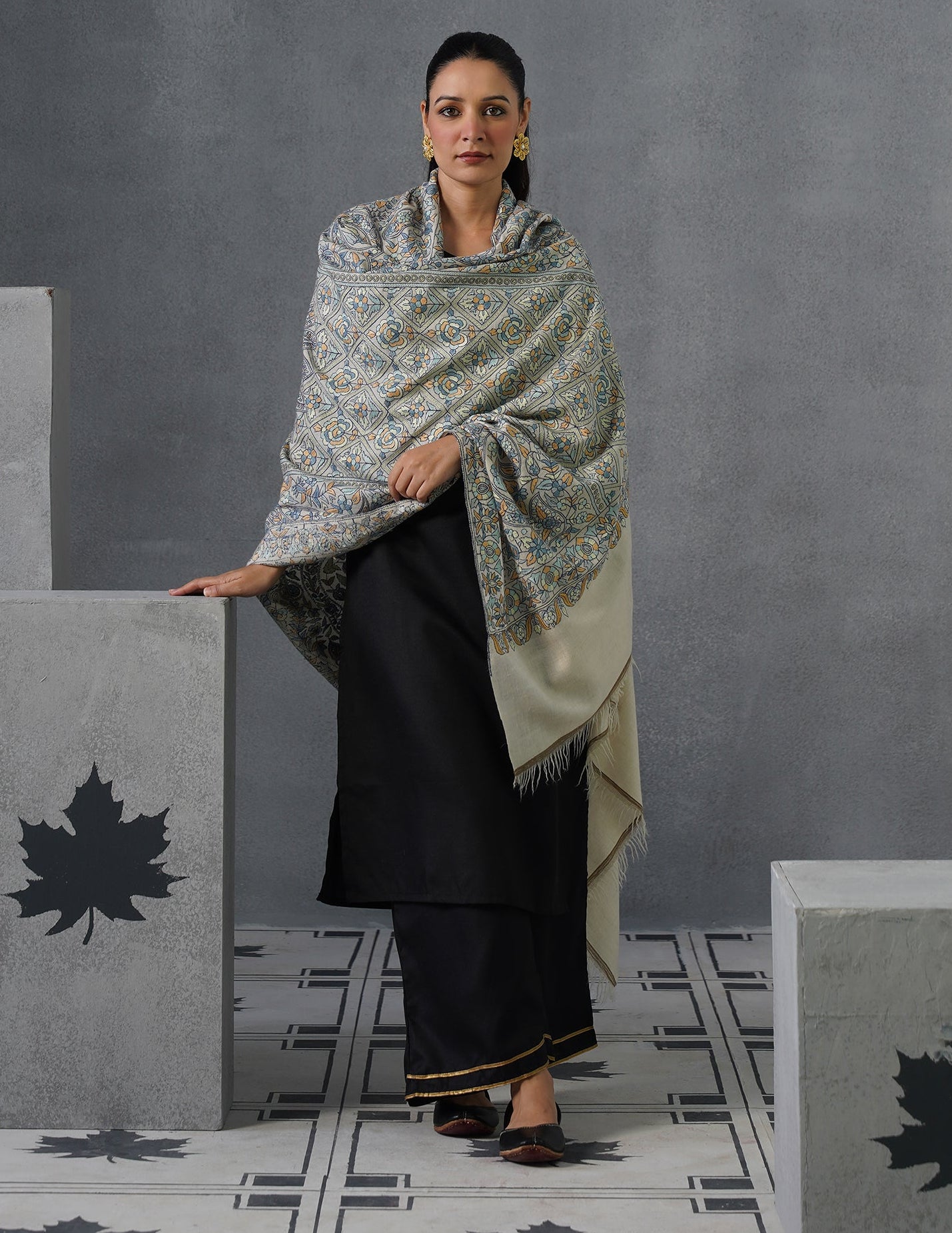 Kashmiri Handwoven Pashmina Jamawar Sozni Shawl – Light Cream | Handwoven Heritage - Kashmir Box