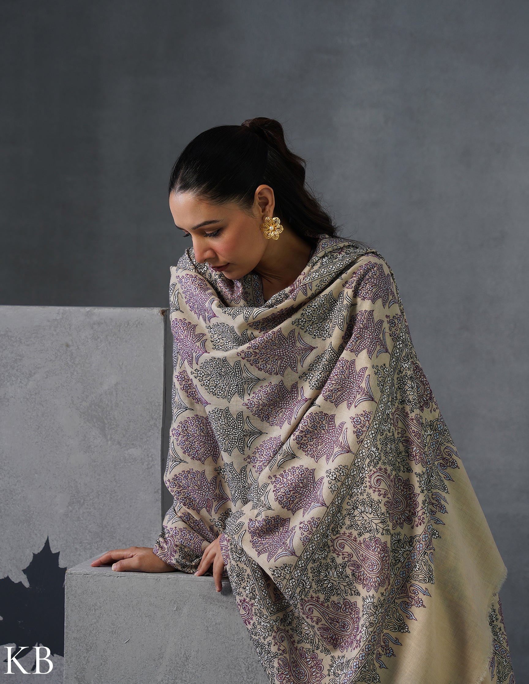 Kashmiri Handwoven Pashmina Bootidar Sozni Shawl – Cream &amp; Lavender | Handwoven Heritage - Kashmir Box