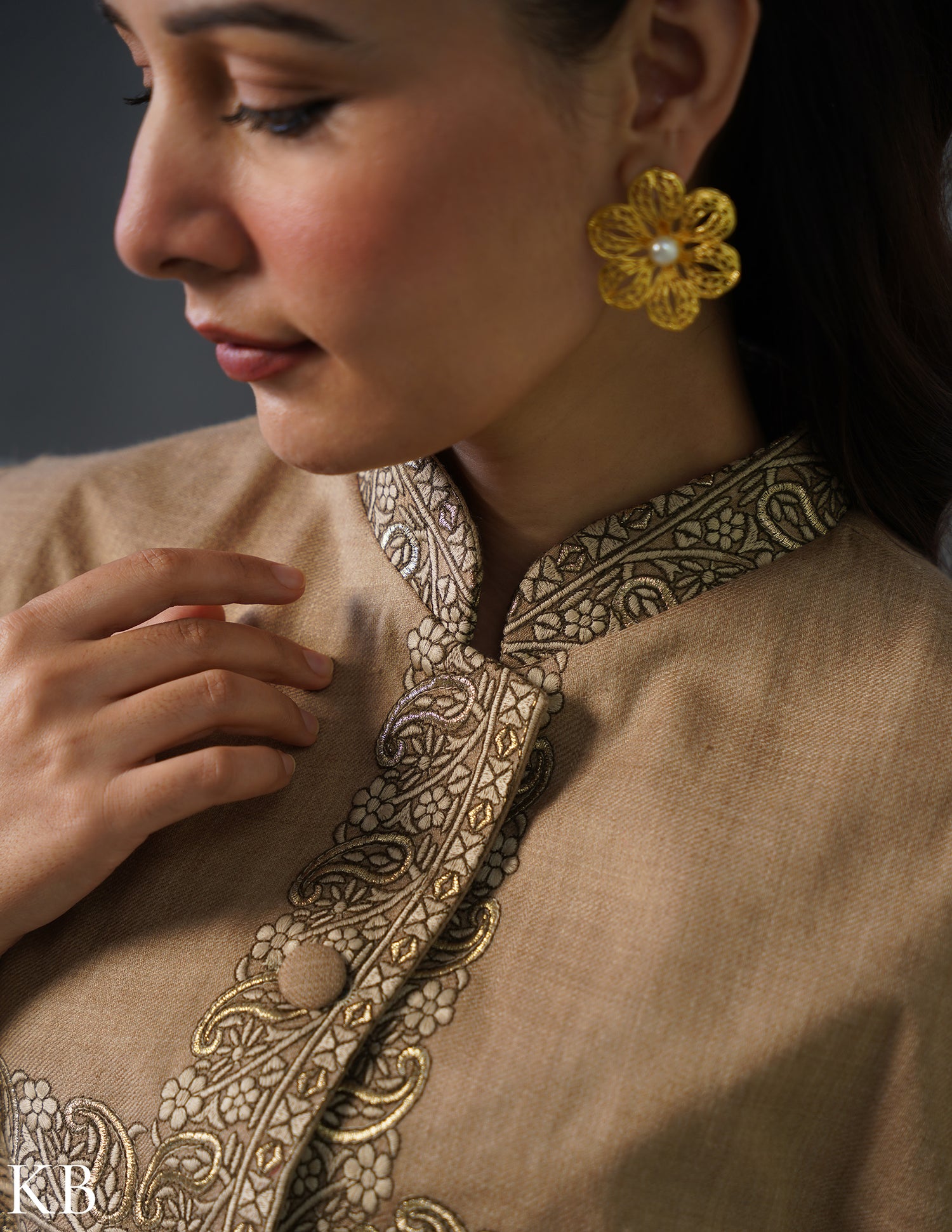 Nayaab Kashmiri Sozni Embroidered Woollen Jacket – Fawn - Kashmir Box