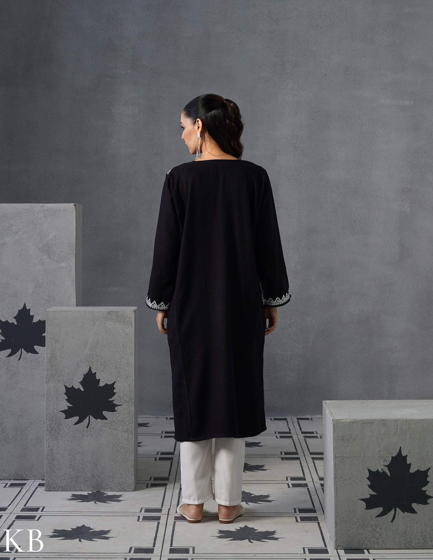 Kashmiri Silver Zari Embroidered Woollen Phiran – Black | Timeless Winter Wear - Kashmir Box