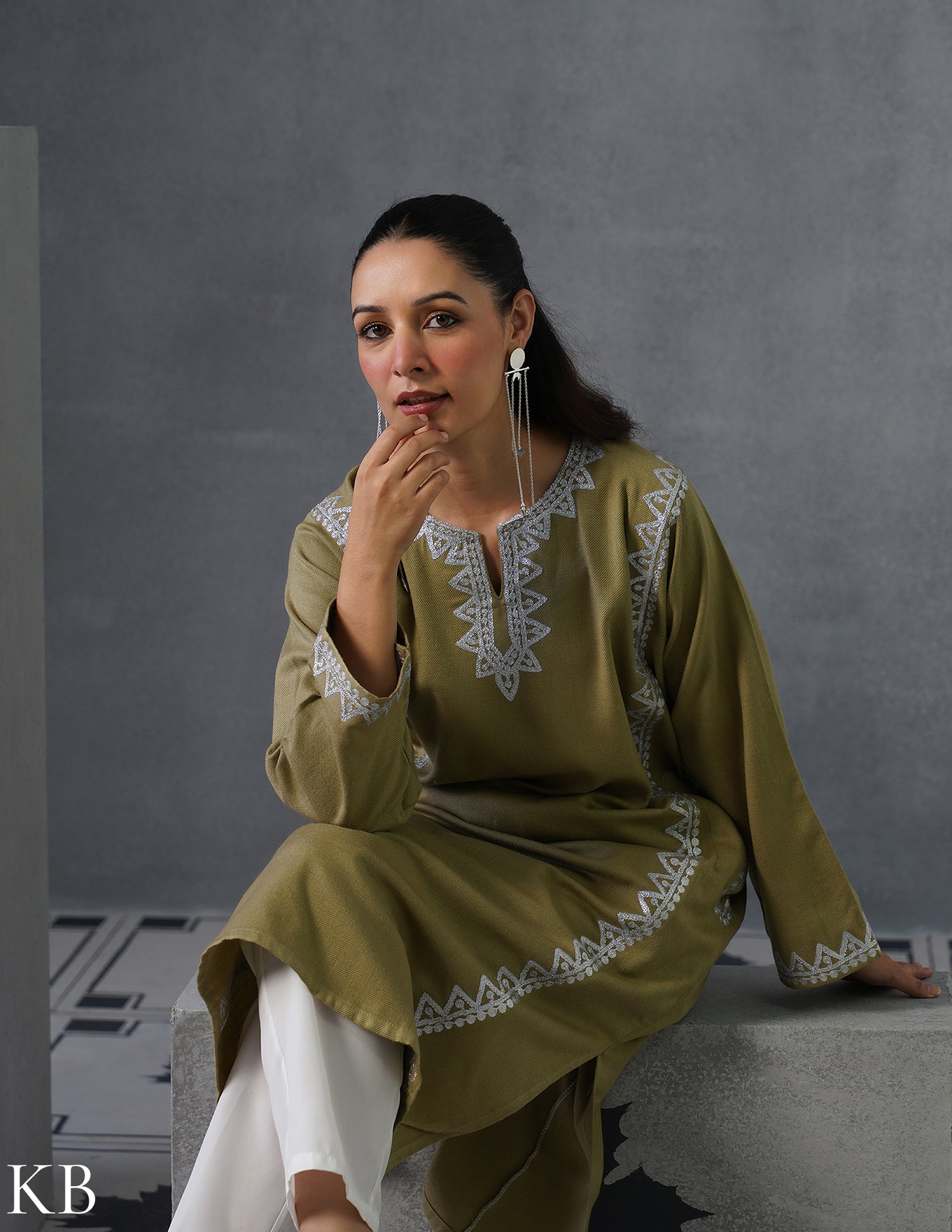 Kashmiri Silver Zari Embroidered Woollen Phiran – Fawn | Timeless Winter Wear - Kashmir Box