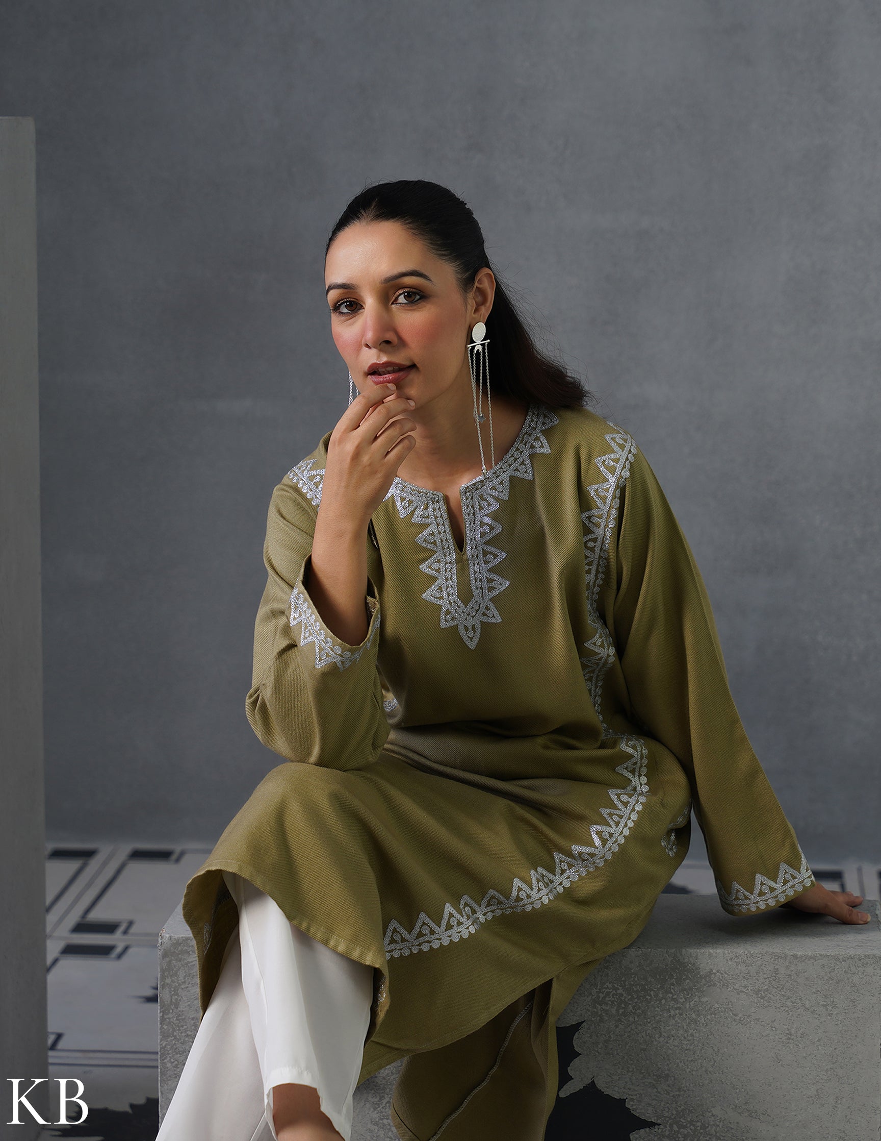 Kashmiri Silver Zari Embroidered Woollen Phiran – Fawn | Timeless Winter Wear - Kashmir Box