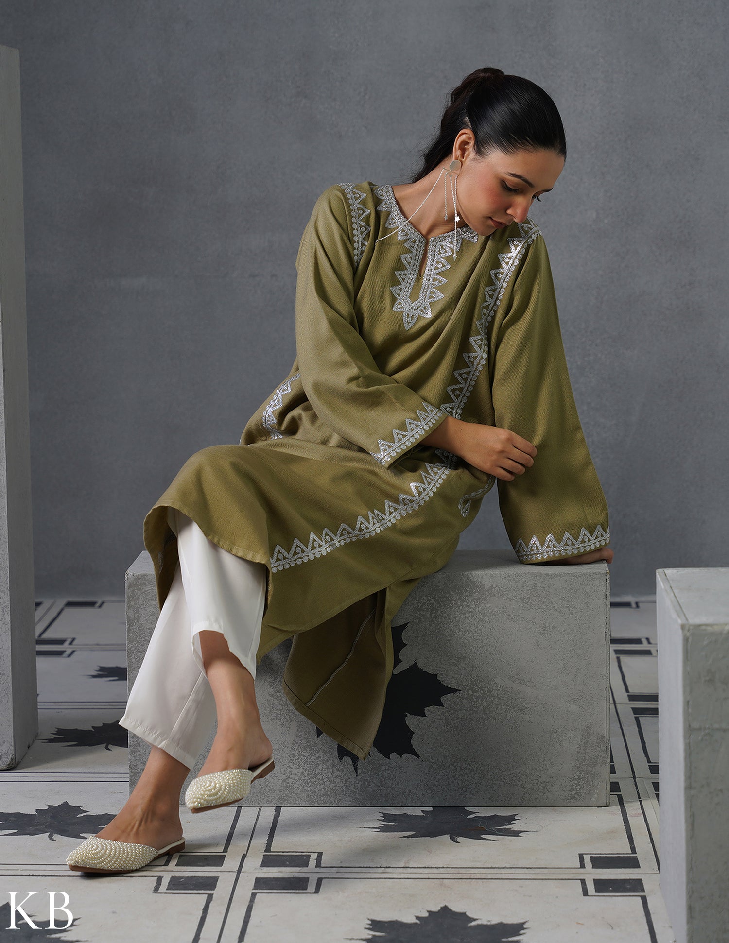 Kashmiri Silver Zari Embroidered Woollen Phiran – Fawn | Timeless Winter Wear - Kashmir Box