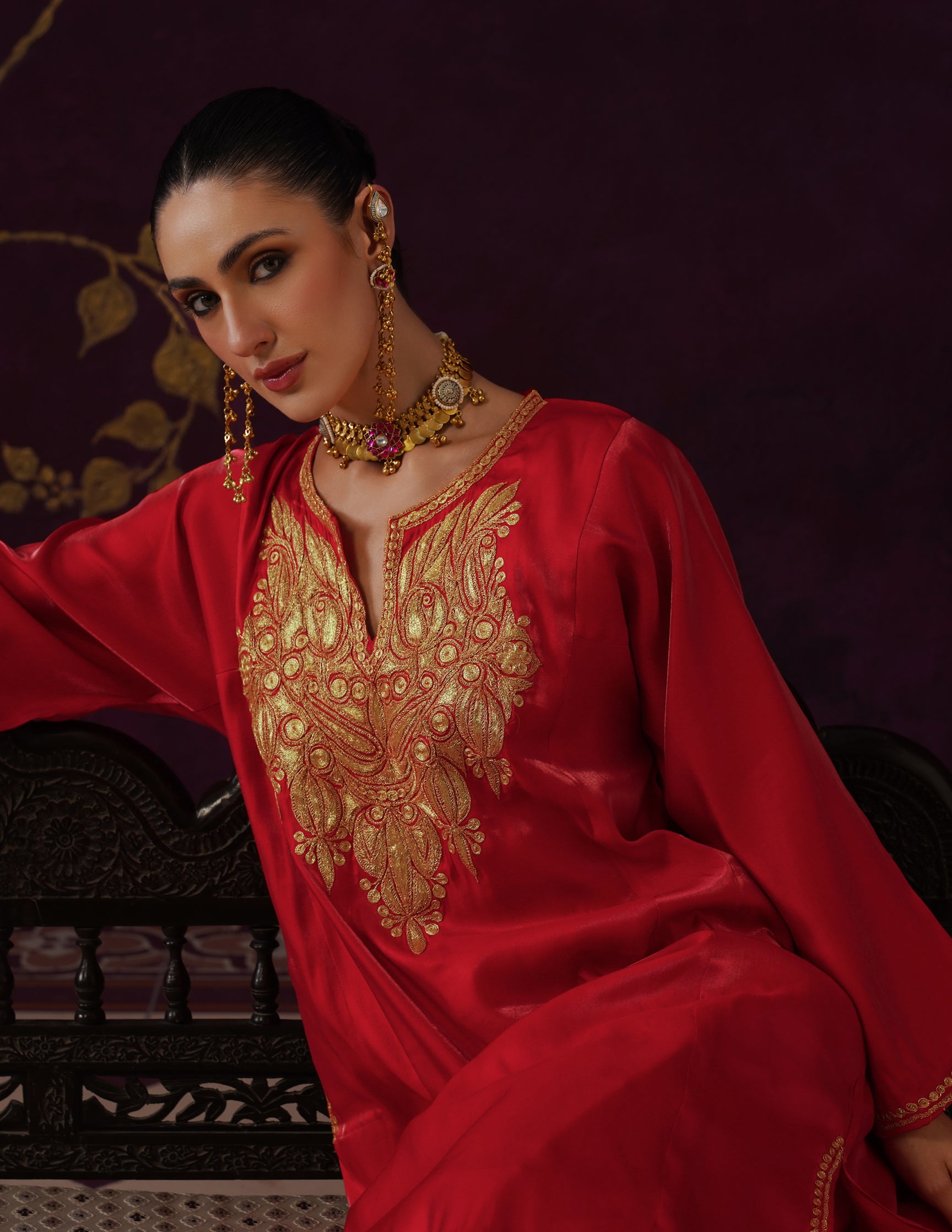 Kashmiri Tilla Embroidered Silk Phiran Set – Red