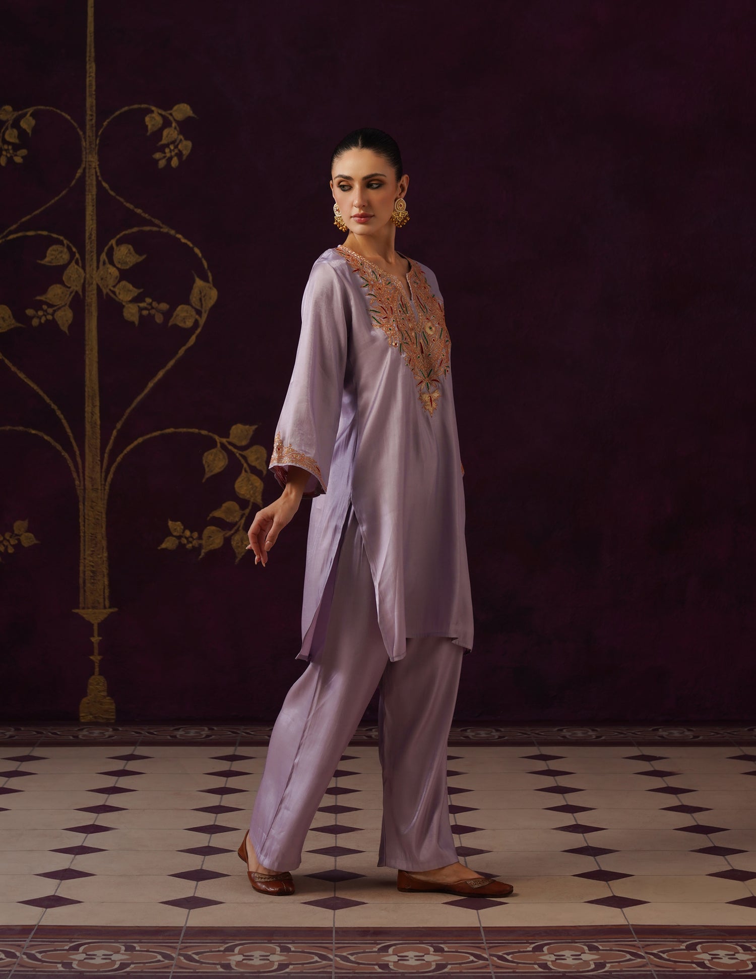 Kashmiri Tilla &amp; Thread Embroidered Silk Co-ord Set – Dusty Lavender