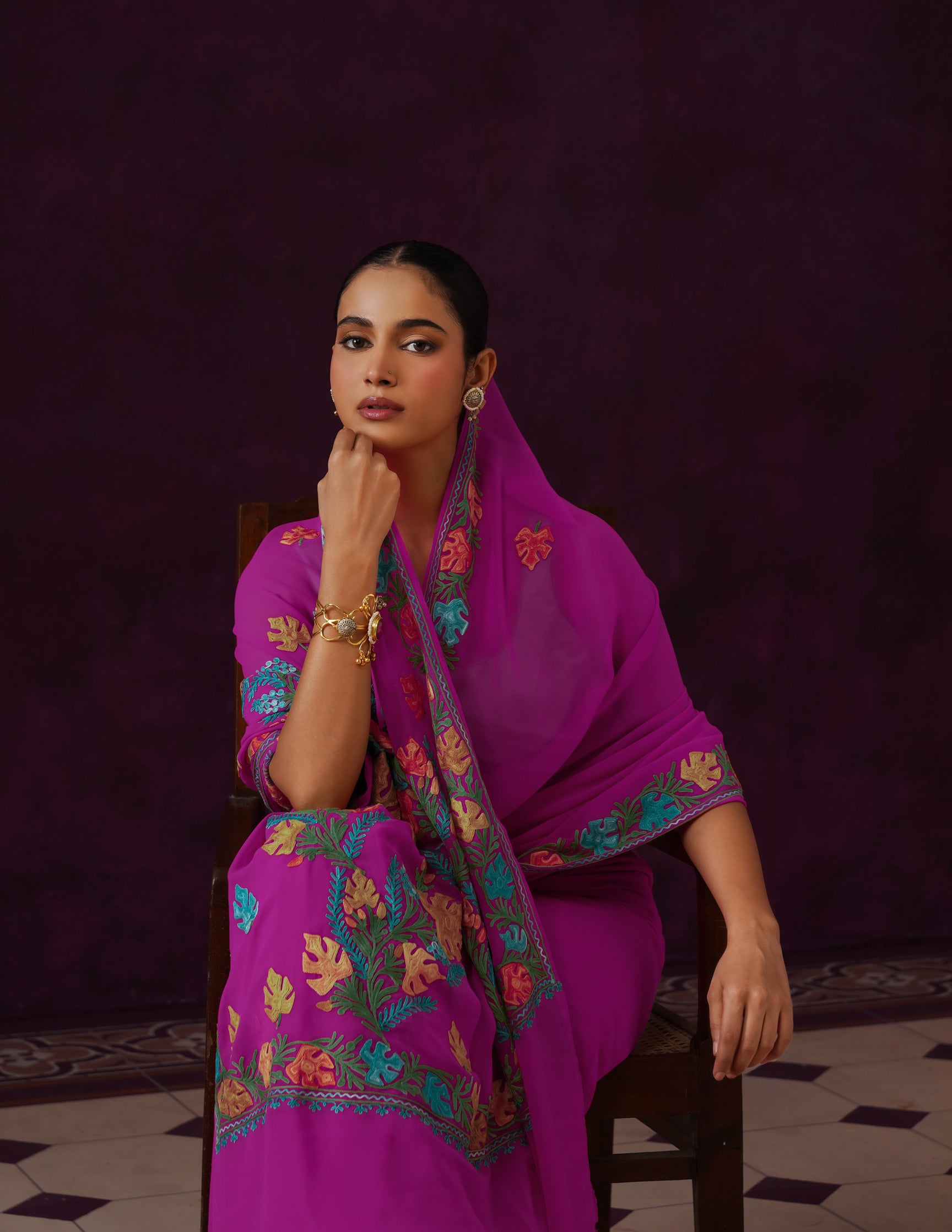 Kashmiri Aari Embroidered Georgette Saree – Hot Magenta