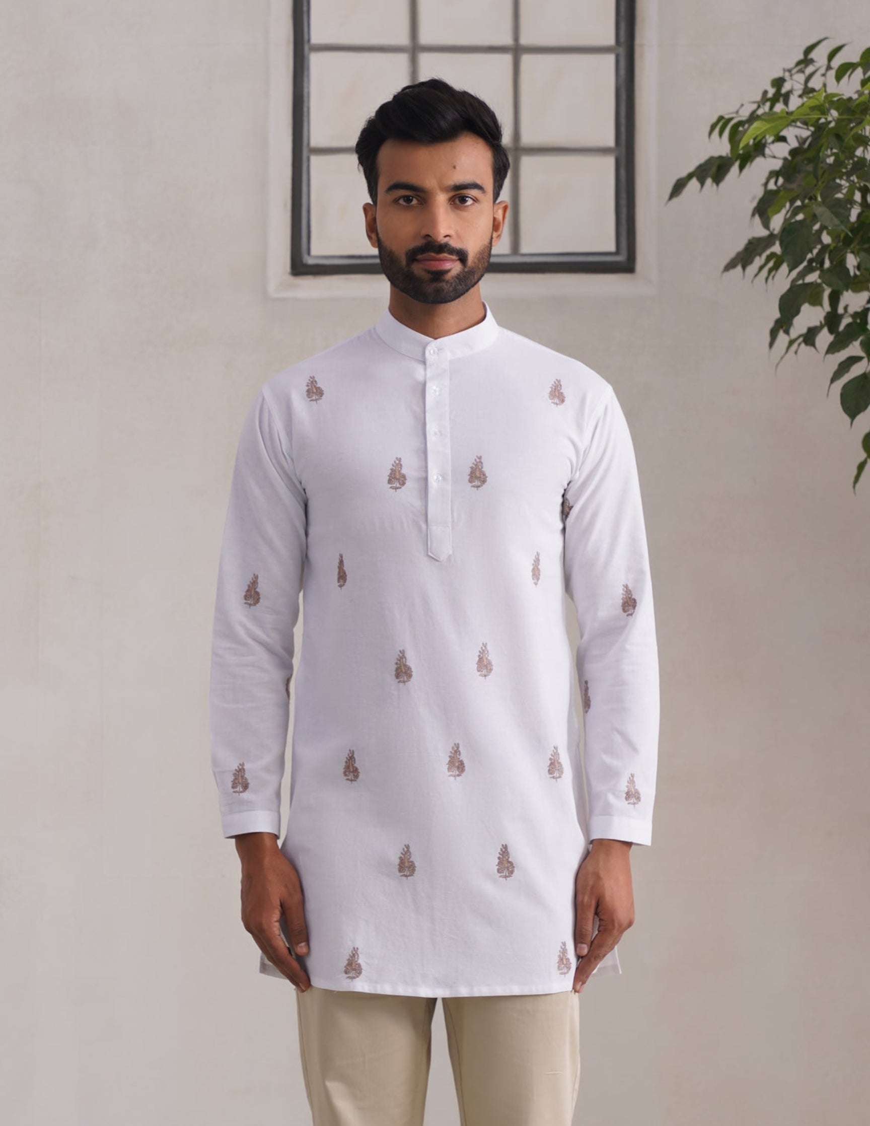 Kashmiri Sozni Paisley Embroidered Linen Cotton Short Kurta – White | Handcrafted Heritage - Kashmir Box
