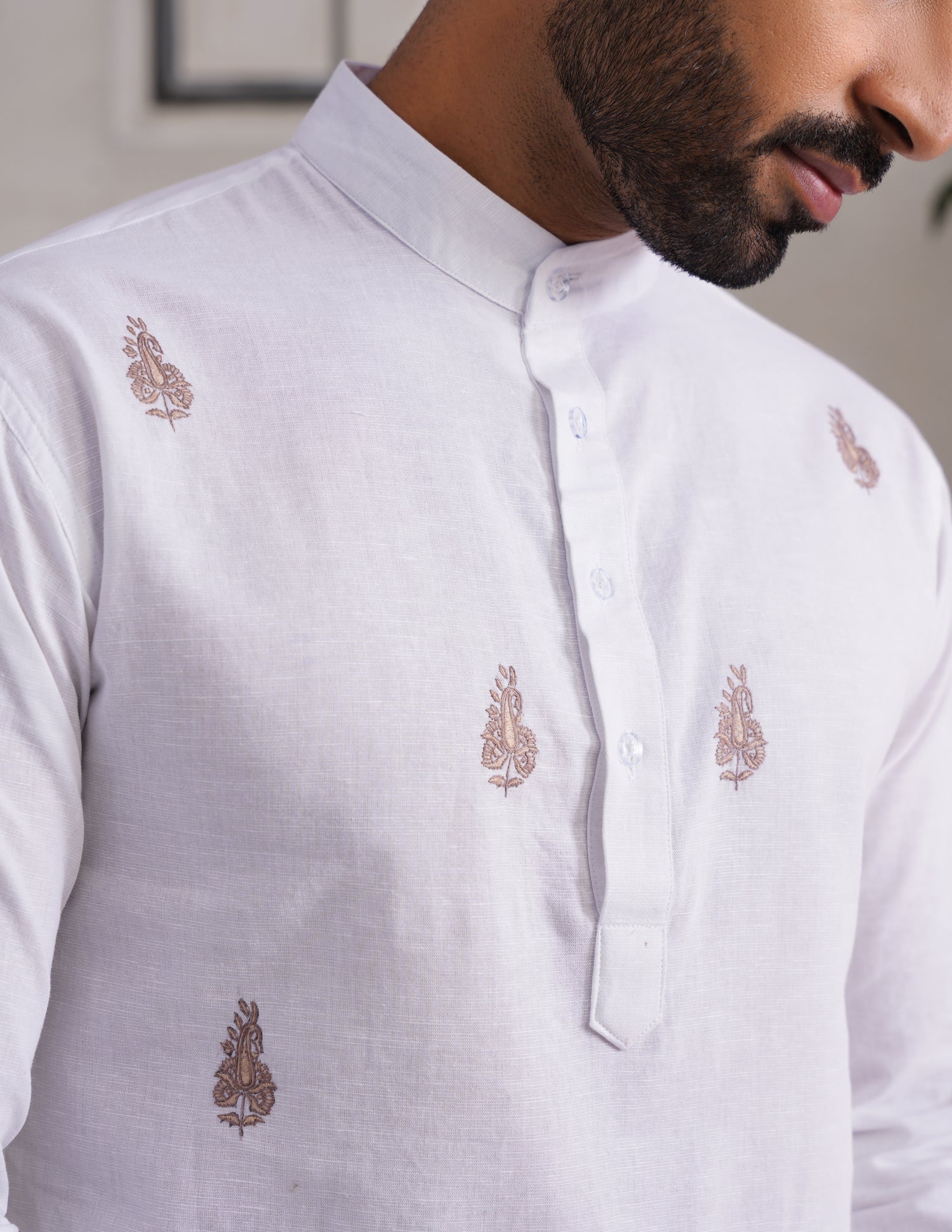 Kashmiri Sozni Paisley Embroidered Linen Cotton Short Kurta – White | Handcrafted Heritage - Kashmir Box