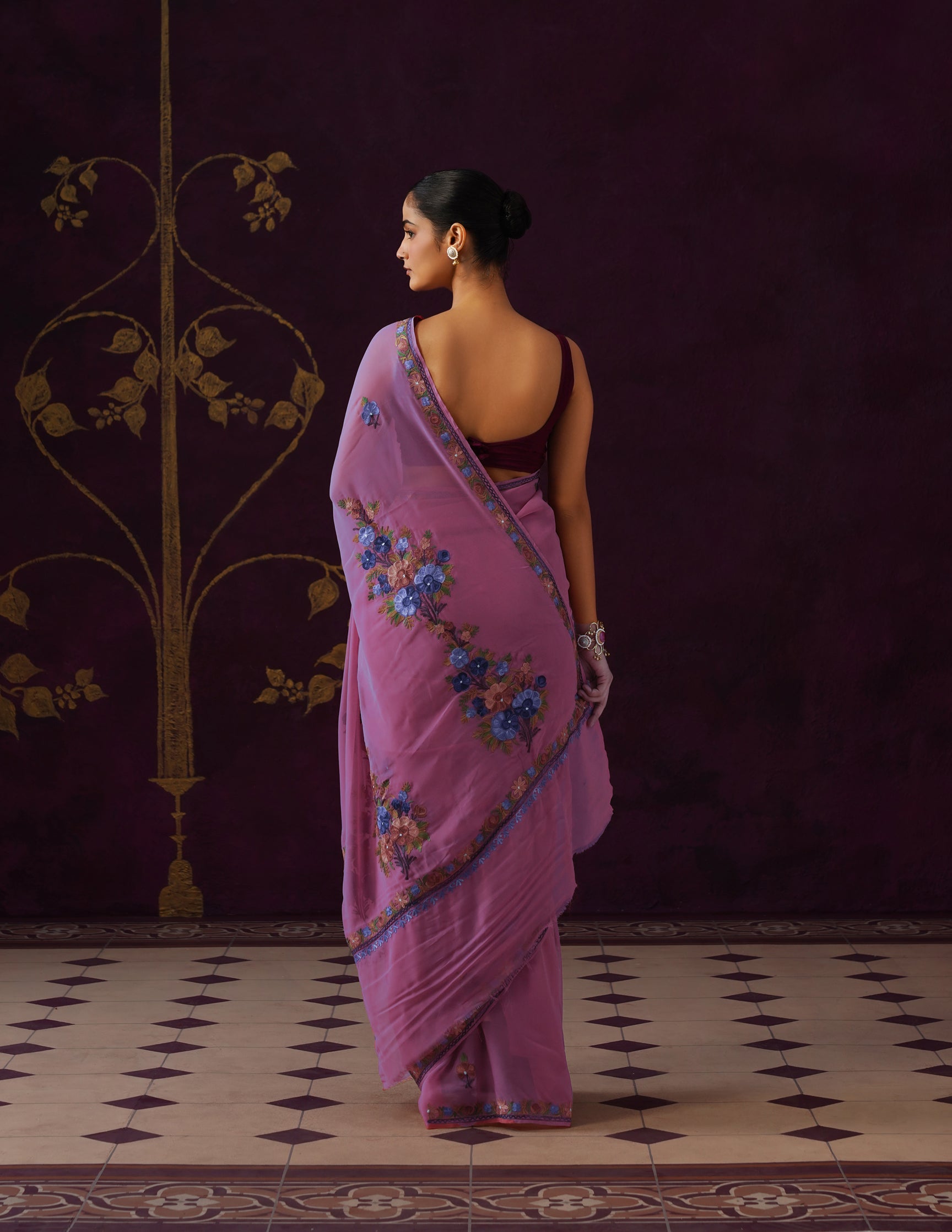 Kashmiri Aari Embroidered Georgette Saree – Dusky Purple