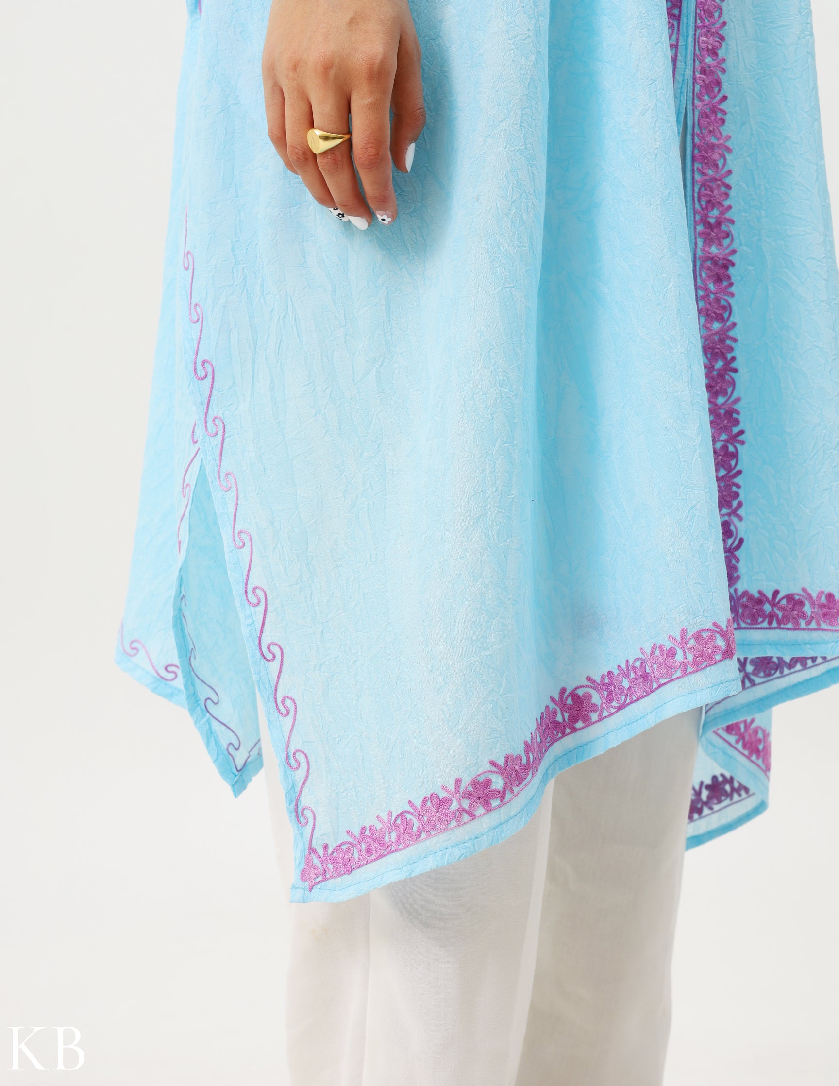 Soft Blue Aari Embellished Cotton Kaftan - Kashmir Box