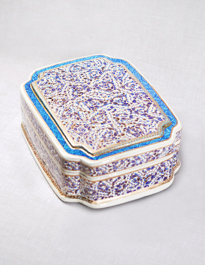 Handmade Kashmir Papier-Mâché Storage Box — Hand-Painted Design | 16 cm (L) × 21 cm (B) × 7 cm (H)