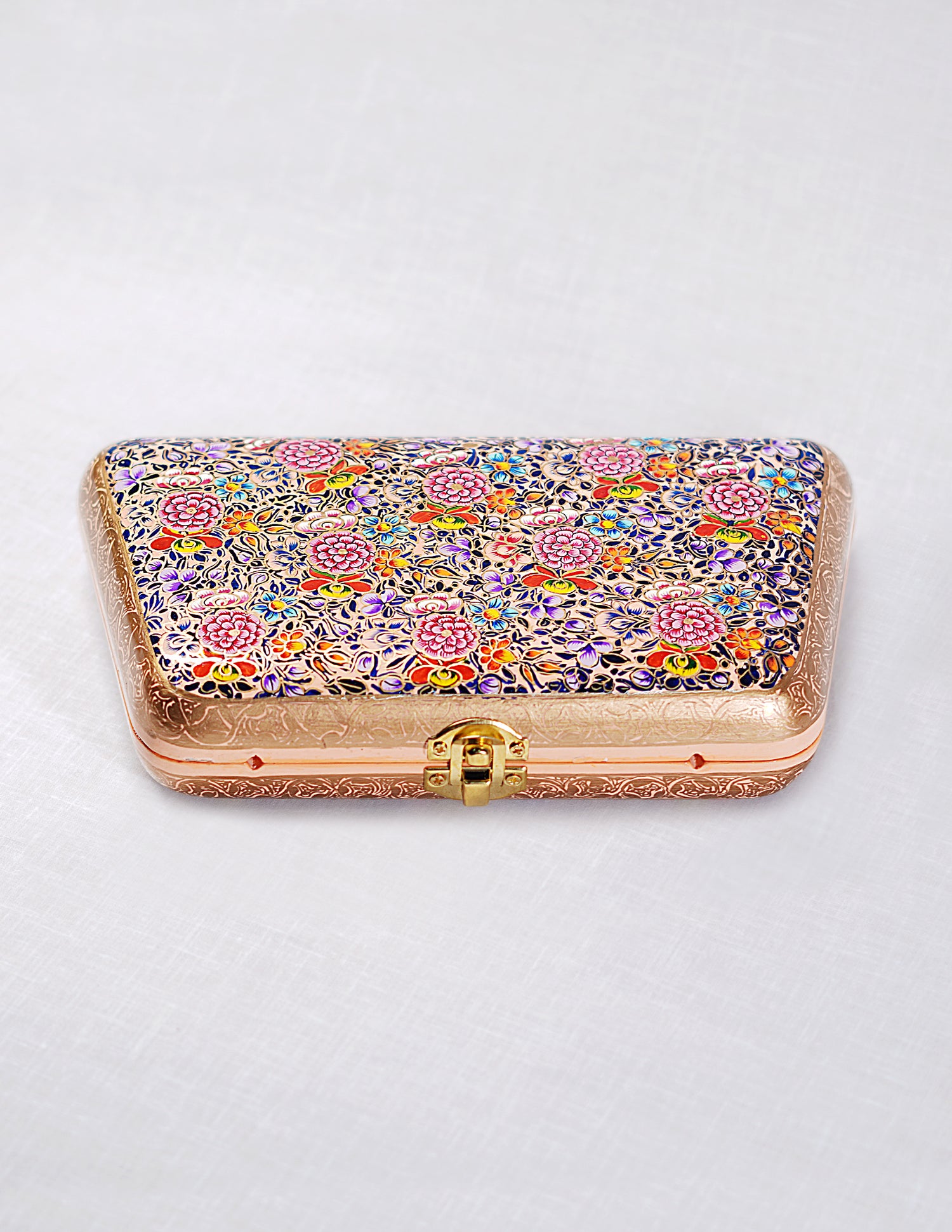 Handmade Kashmir Papier-Mâché Trapezium Clutch — Hand-Painted Design | 13 cm (L) × 21.5 cm (B) × 4.5 cm (H)