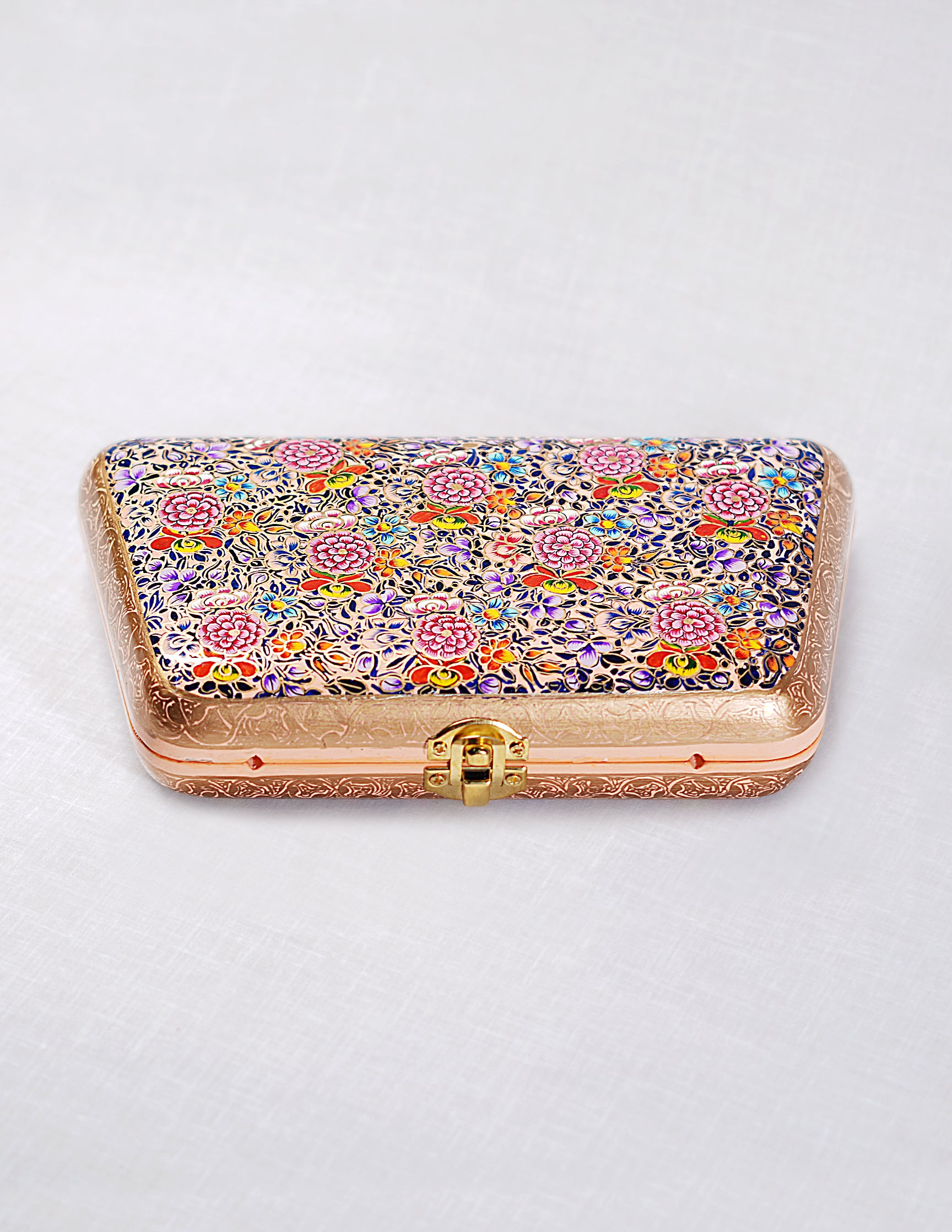 Handmade Kashmir Papier-Mâché Trapezium Clutch — Hand-Painted Design | 13 cm (L) × 21.5 cm (B) × 4.5 cm (H)
